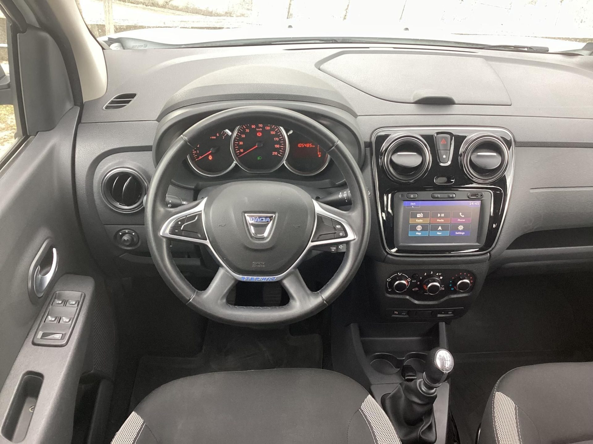 DACIA LODGY 1.5 Blue dCi Stepway (7 személyes ) Mo.-i ! 105e km ! NAVI/KAMERA/TEMPOMAT