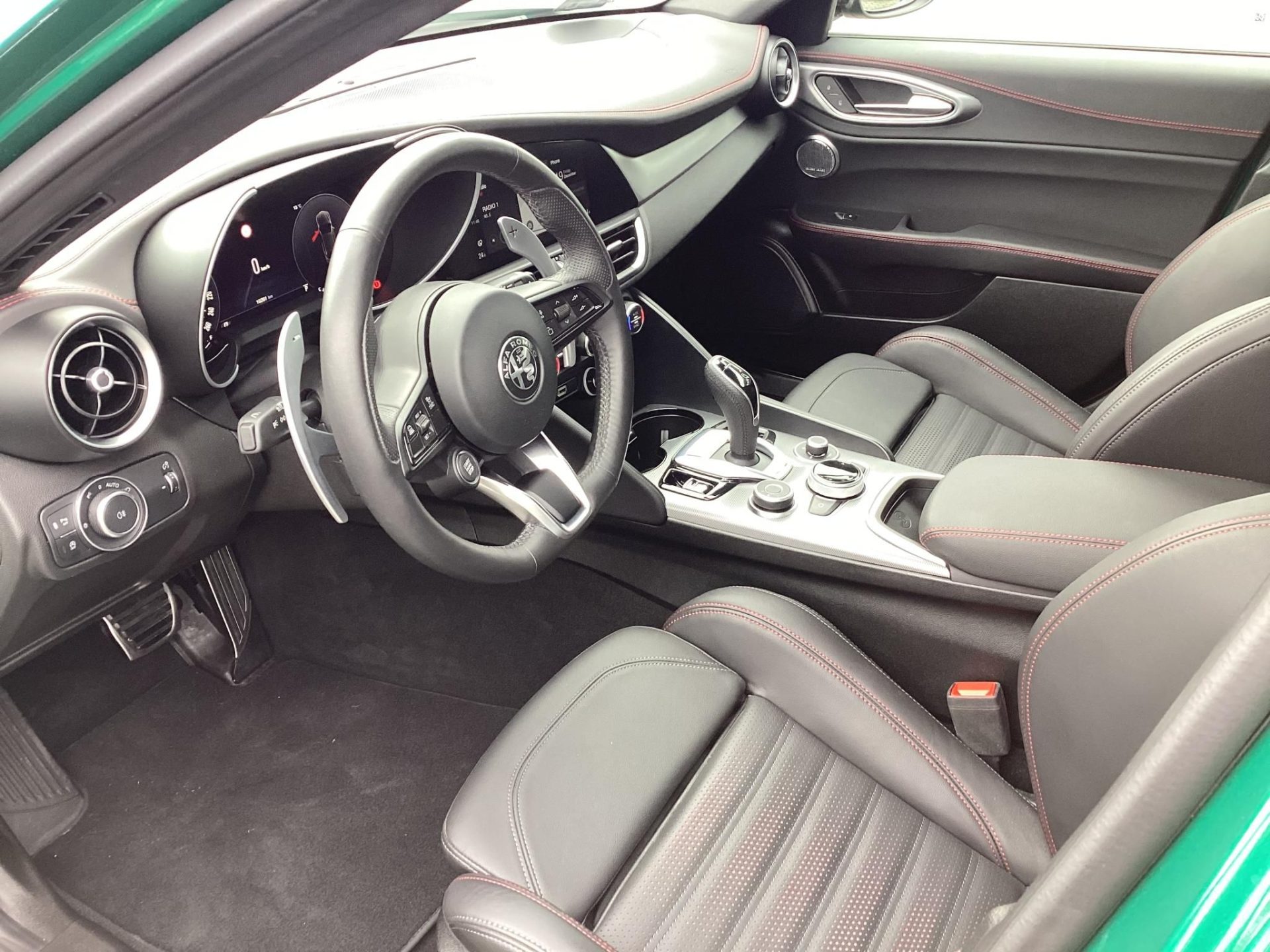 ALFA ROMEO GIULIA 2.0 MultiAir Tributo (Automata) GYÁRI GARANCIA 2029.07.v.200e km-ig