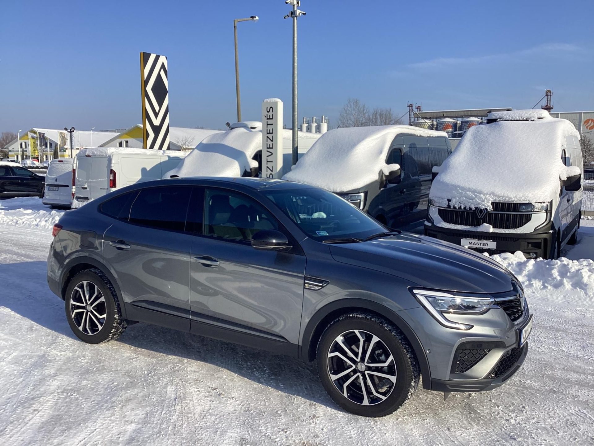 RENAULT ARKANA 1.6 E-Tech Hybrid R.S. Line Mo.-i.1.tul.! 43e km !