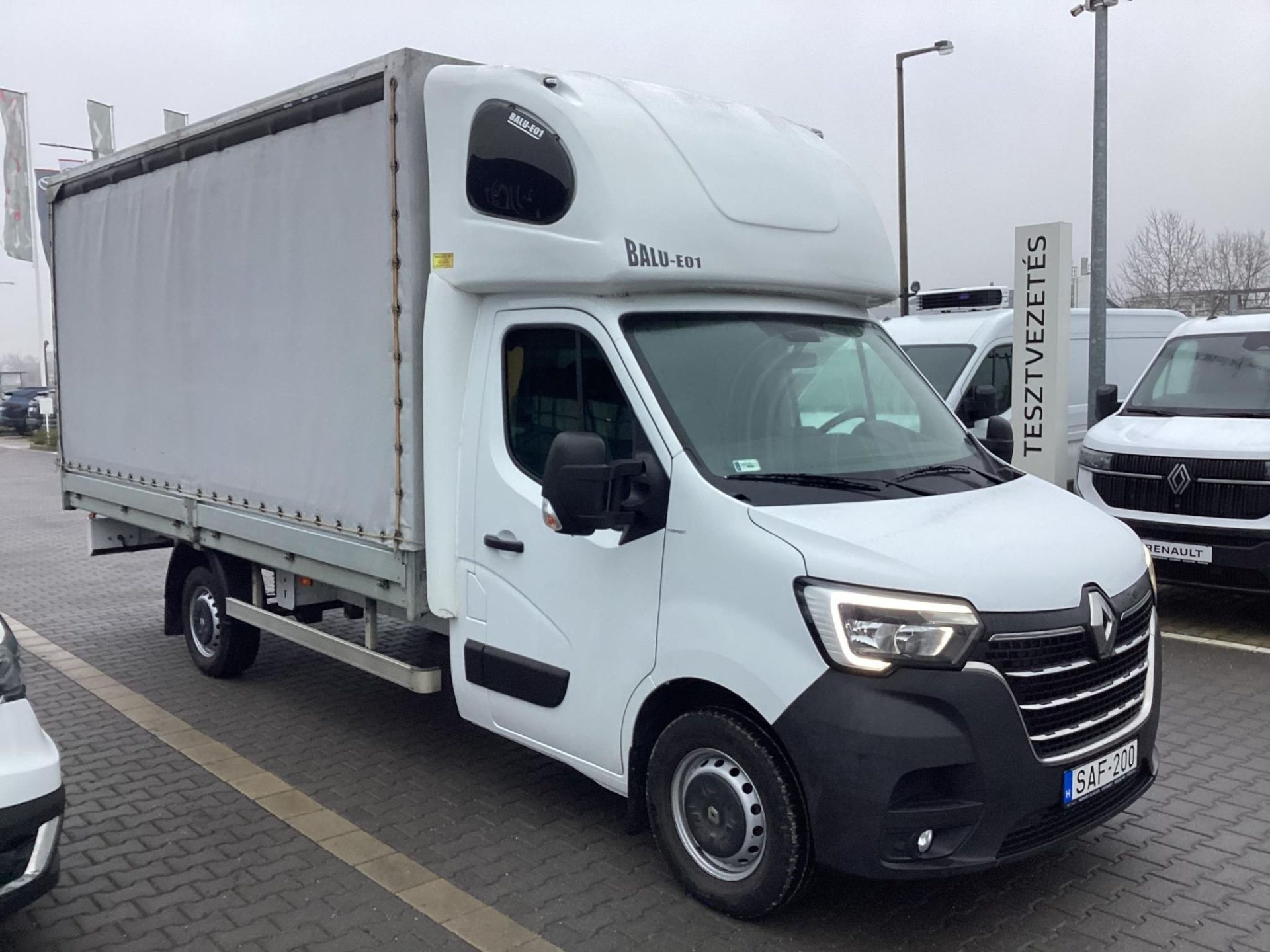 RENAULT MASTER 2.3 dCi 165 L3P3 3,5t Pack Comfort Mo-i. 165e km ! 10 Paletta ! BALU hálófülke !