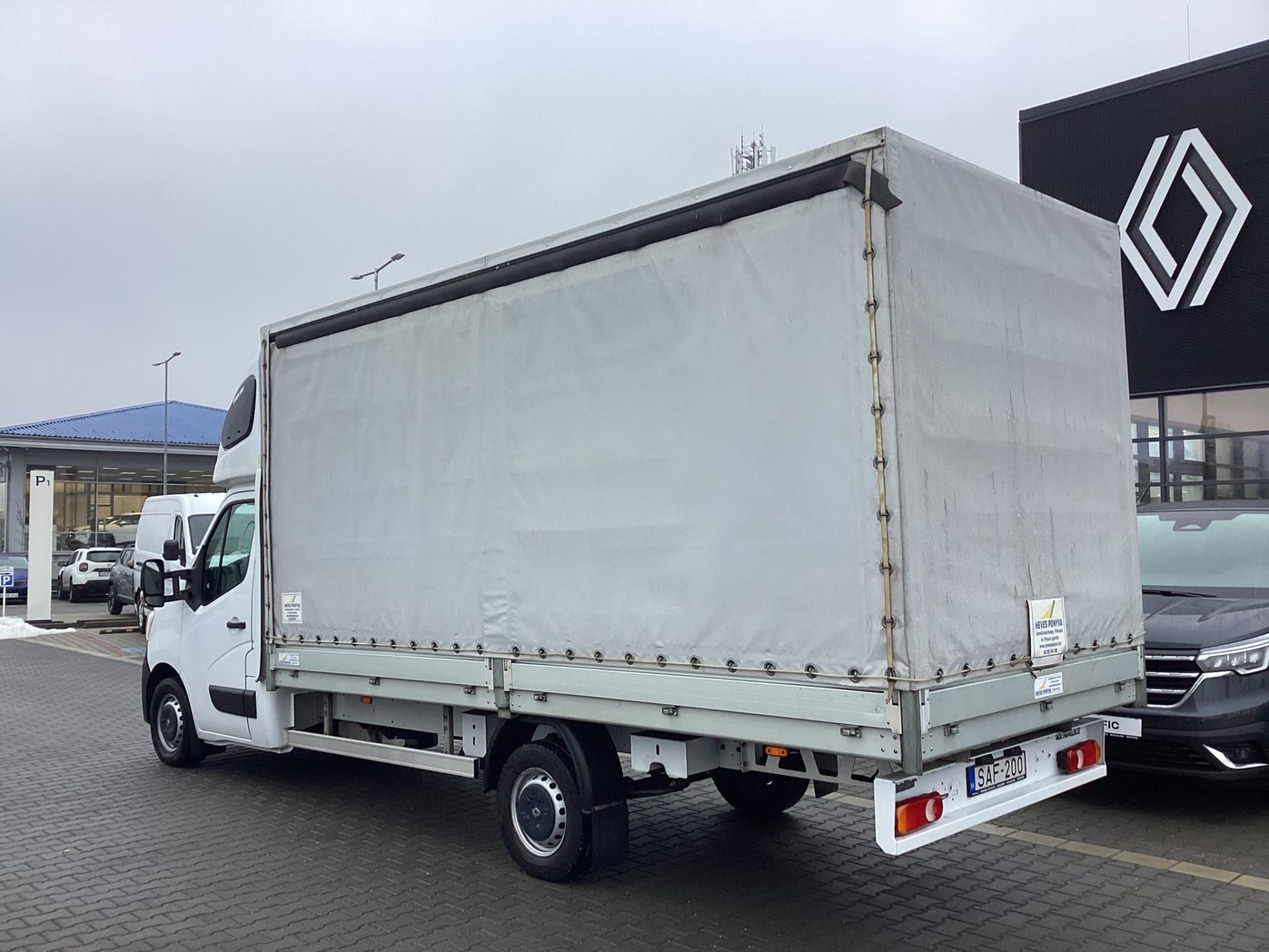 RENAULT MASTER 2.3 dCi 165 L3P3 3,5t Pack Comfort Mo-i. 165e km ! 10 Paletta ! BALU hálófülke !