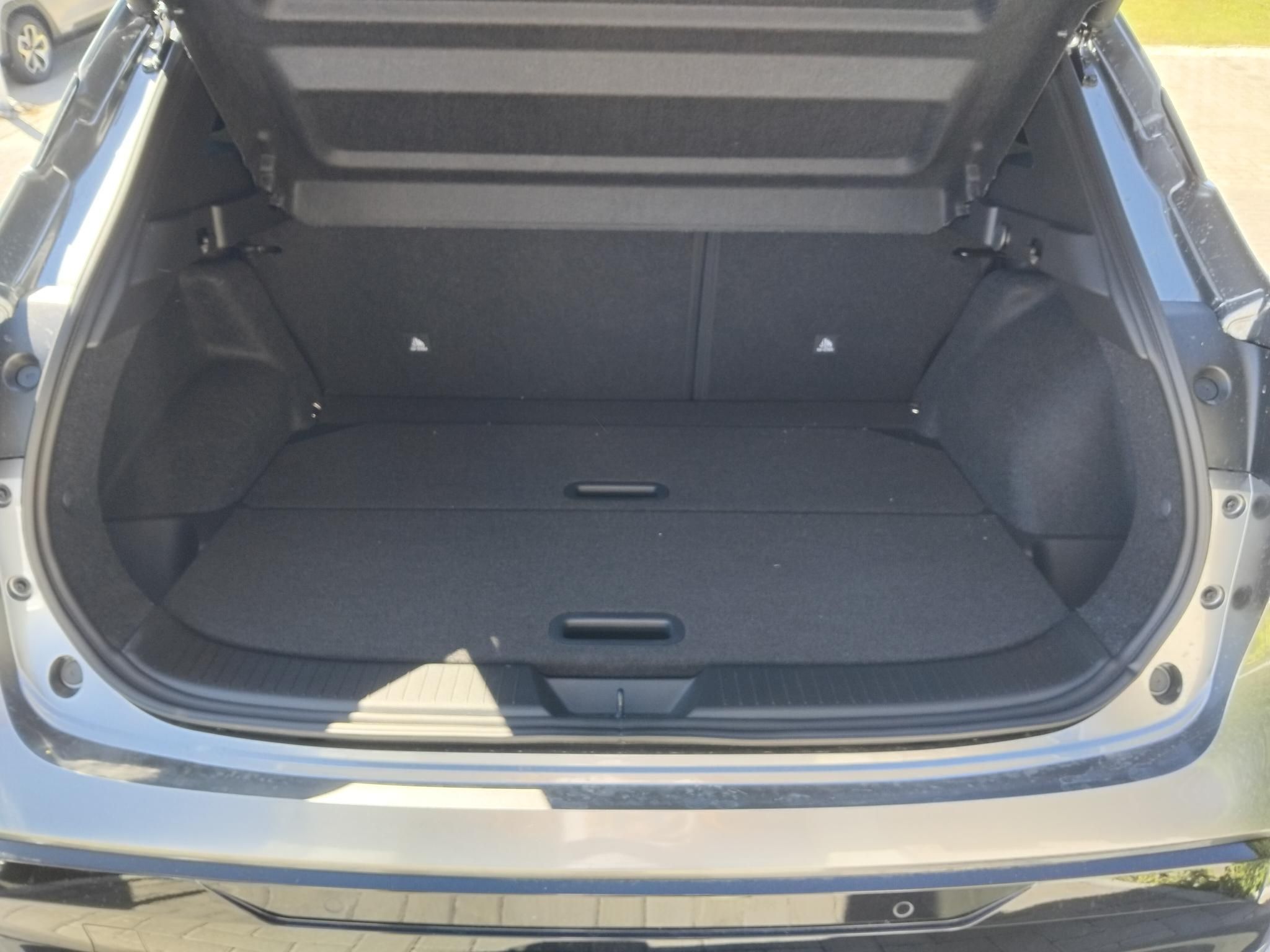 NISSAN QASHQAI 1.3 DIG-T Mild Tekna+ X-Tronic FULL EXTRA!!! MILLIÓS KEDVEZMÉNY!