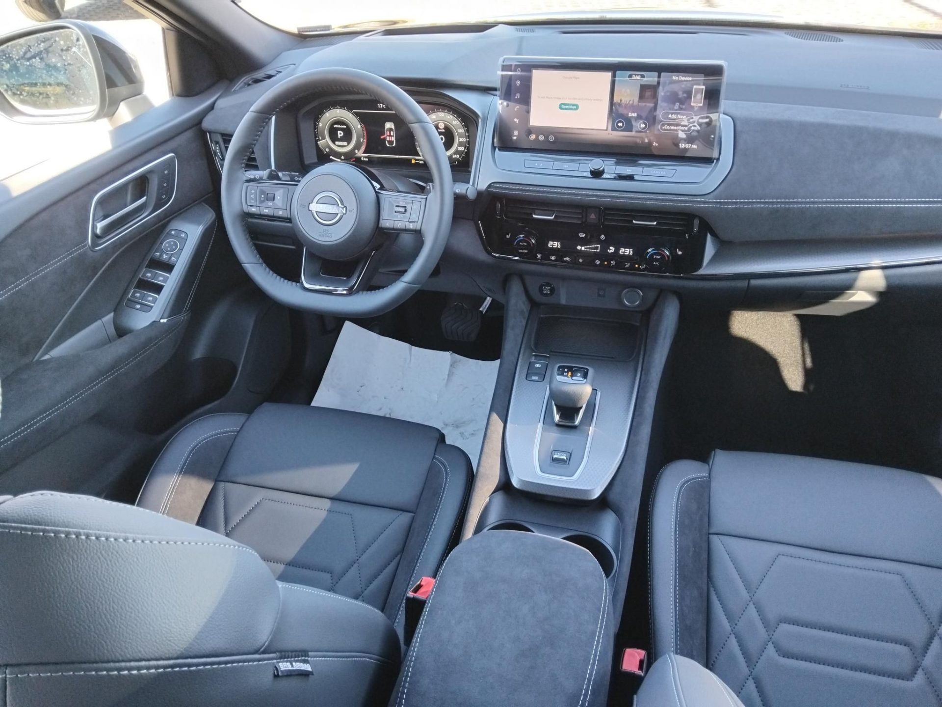 NISSAN QASHQAI 1.3 DIG-T Mild N-Design X-Tronic KÜLÖNLEGES FELSZERELTSÉG ÉS MÉLYÓCEÁN FÉNYEZÉS KÉSZLETRŐL !!!