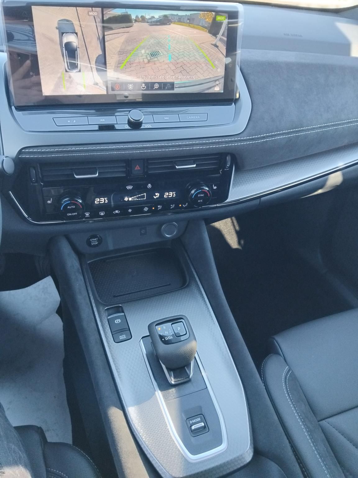 NISSAN QASHQAI 1.3 DIG-T Mild N-Design X-Tronic KÜLÖNLEGES FELSZERELTSÉG ÉS MÉLYÓCEÁN FÉNYEZÉS KÉSZLETRŐL !!!