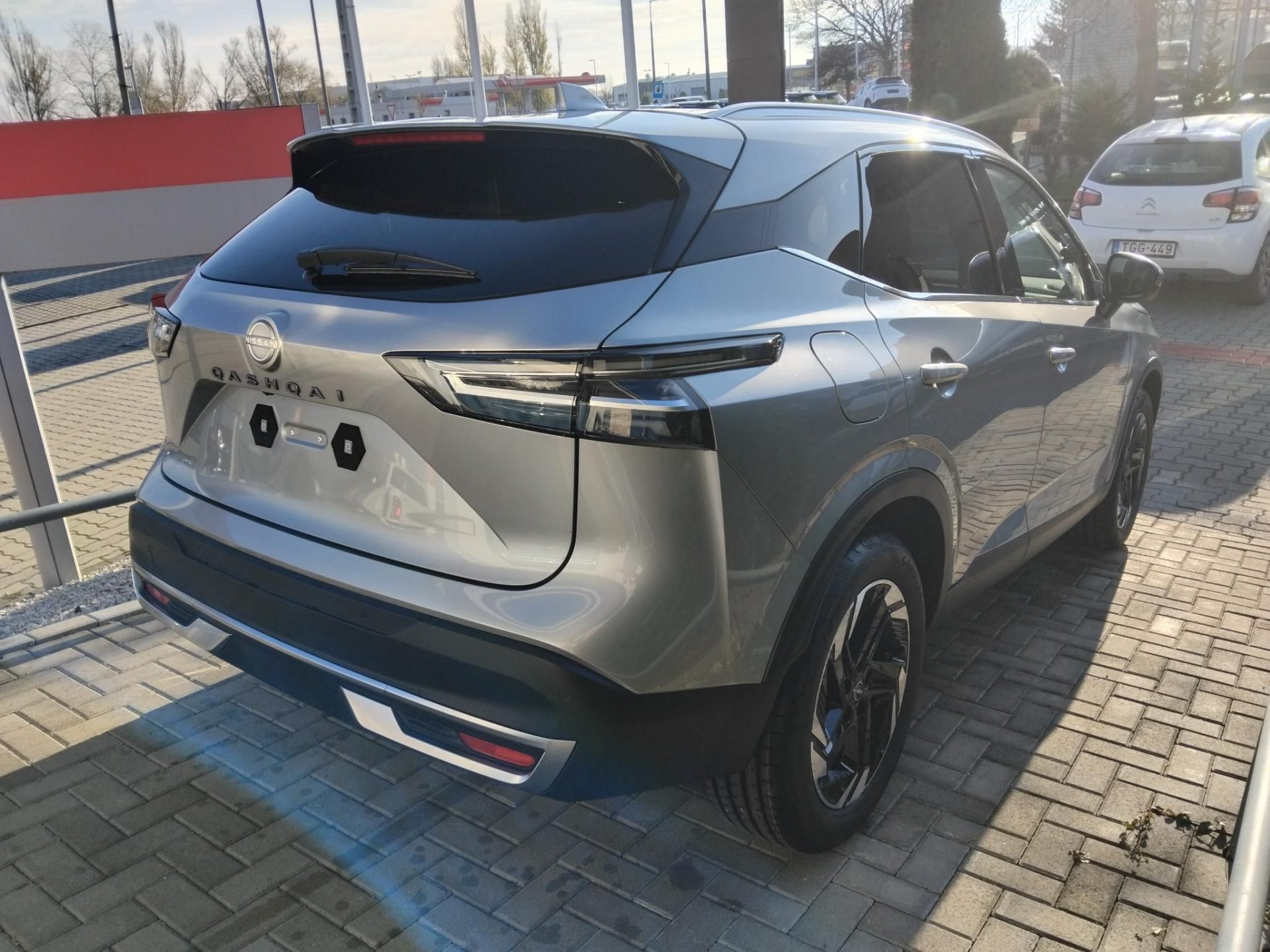 NISSAN QASHQAI 1.3 DIG-T Mild Hybrid N-Connecta MANUÁLIS VÁLTÓ+TÉLI CSOMAG+KÉSZLETRŐL!!!