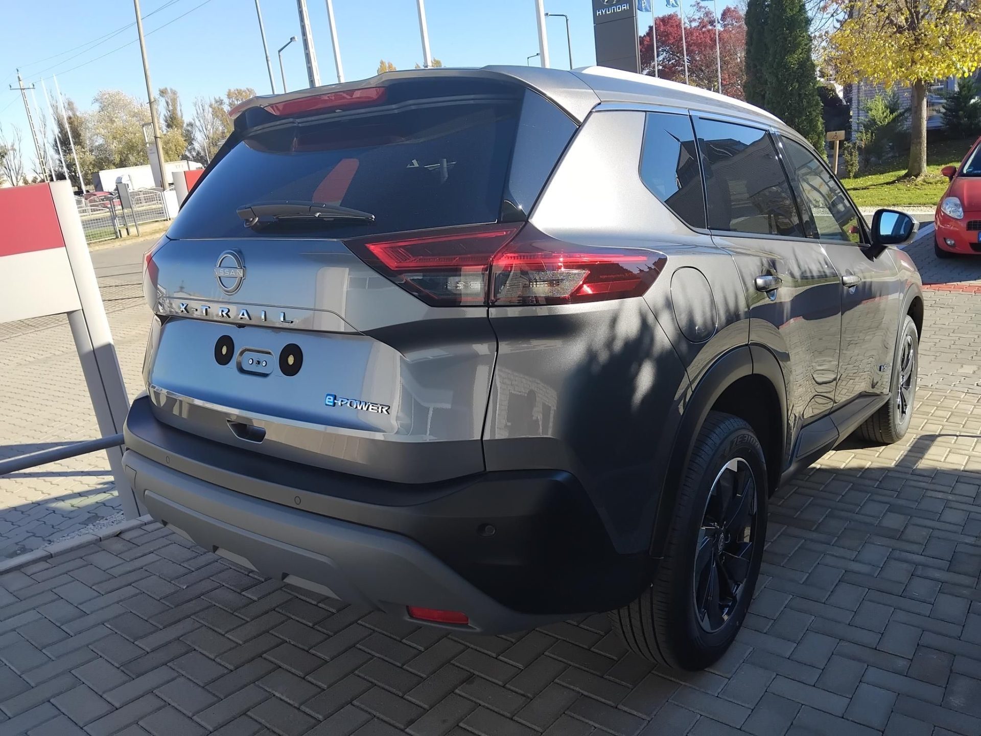 NISSAN X-TRAIL 1.5 e-Power N-Connecta (Automata) NAGY KEDVEZMÉNNYEL+KÉSZLETRŐL+KOMFORT CSOMAGGAL!