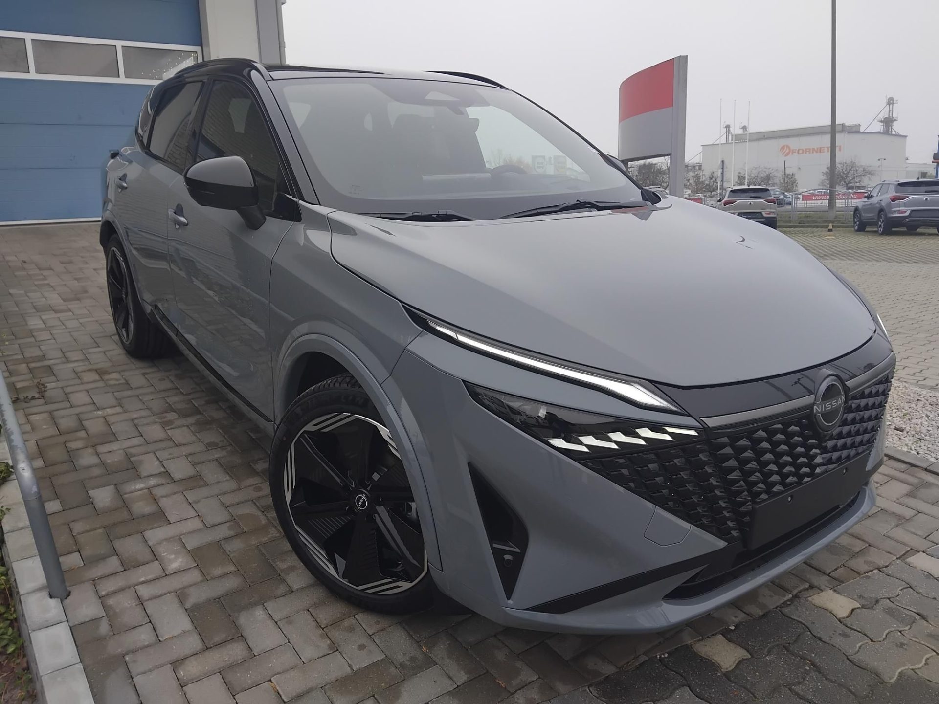 NISSAN QASHQAI 1.3 DIG-T Mild N-Design X-Tronic KÜLÖNLEGES FELSZERELTSÉG KÉSZLETRŐL !!!