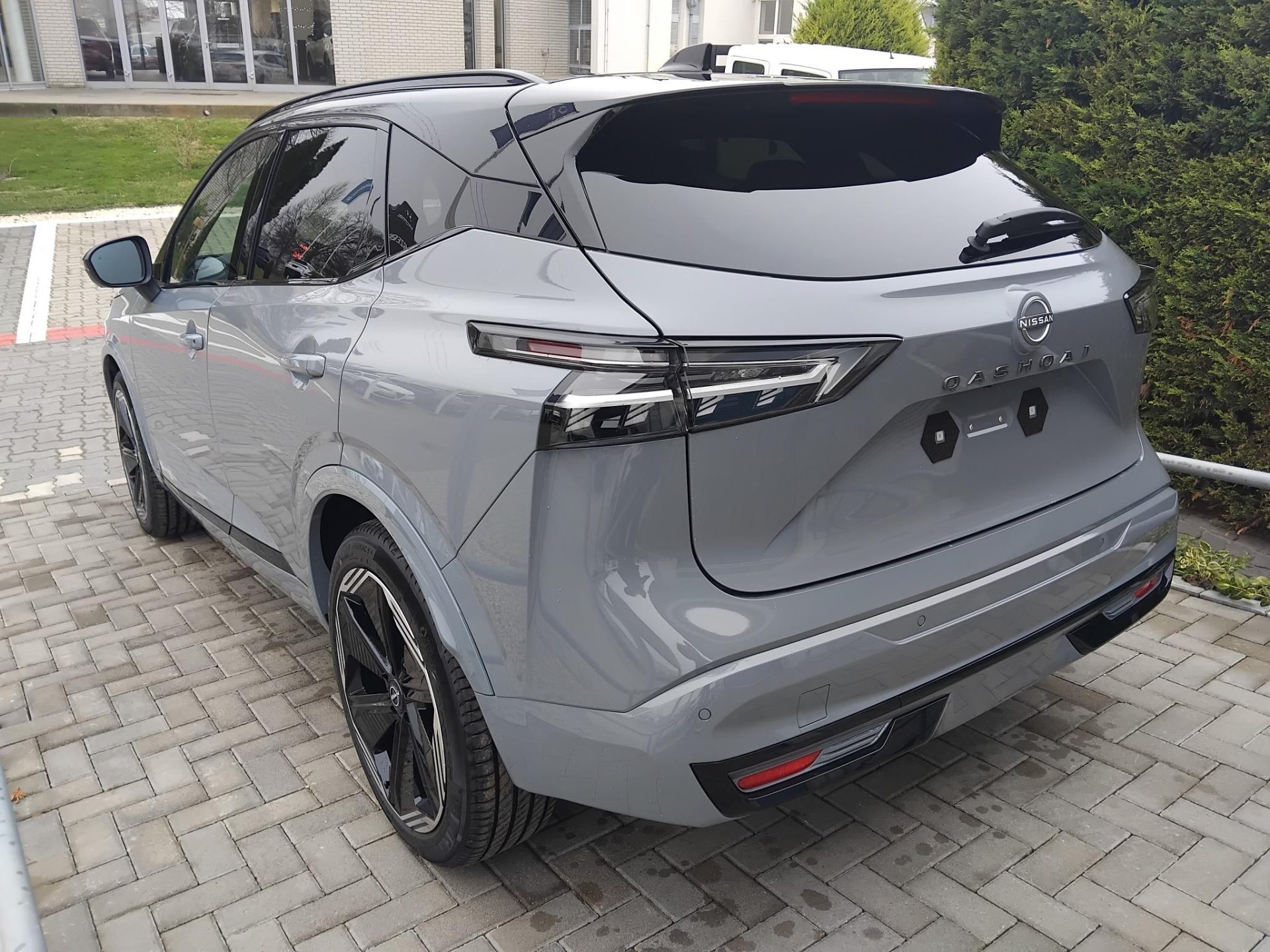 NISSAN QASHQAI 1.3 DIG-T Mild N-Design X-Tronic KÜLÖNLEGES FELSZERELTSÉG KÉSZLETRŐL !!!