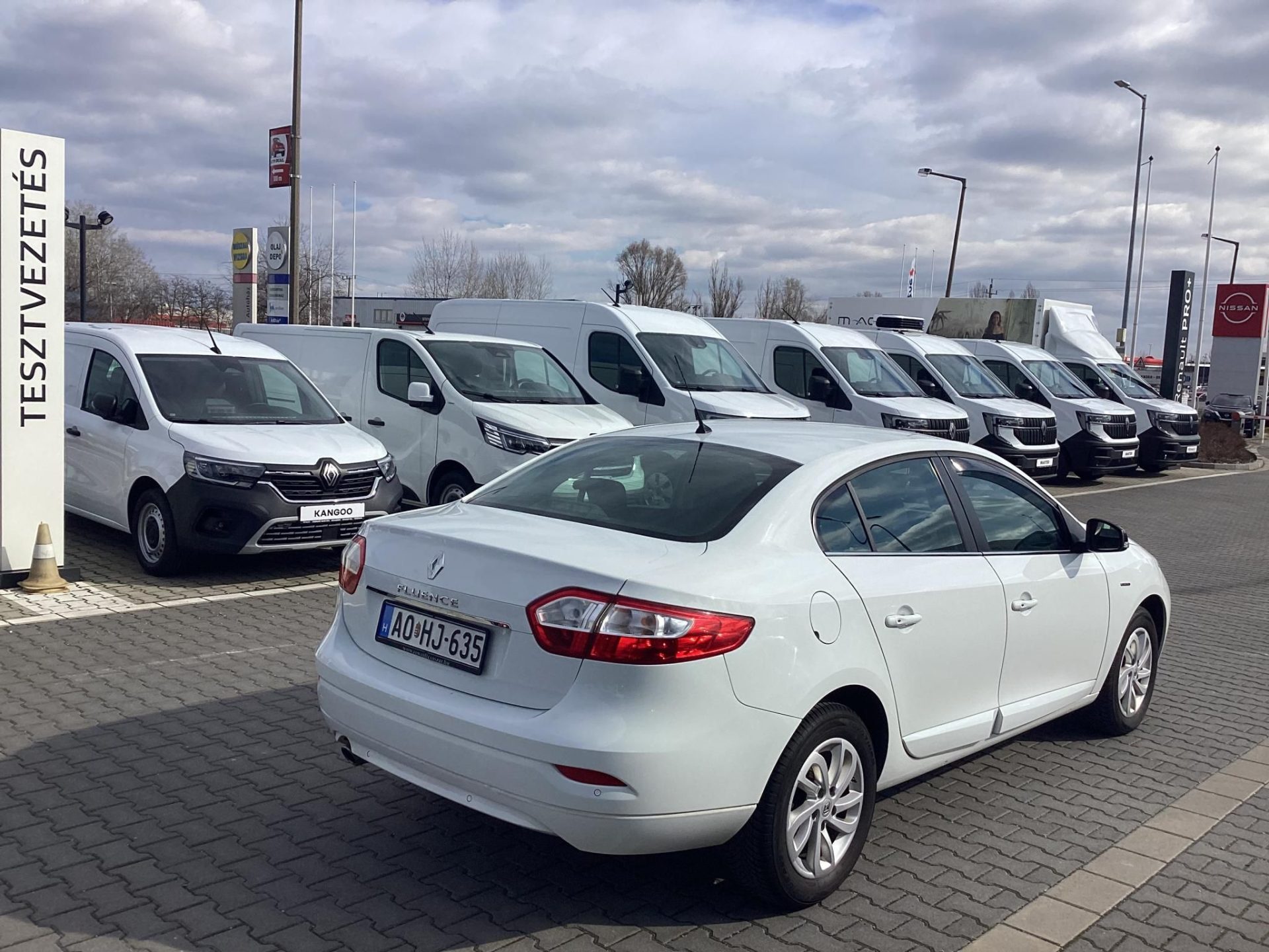 RENAULT FLUENCE 1.5 dCi Limited Mo.-i.még AD-BLUE nélkül !