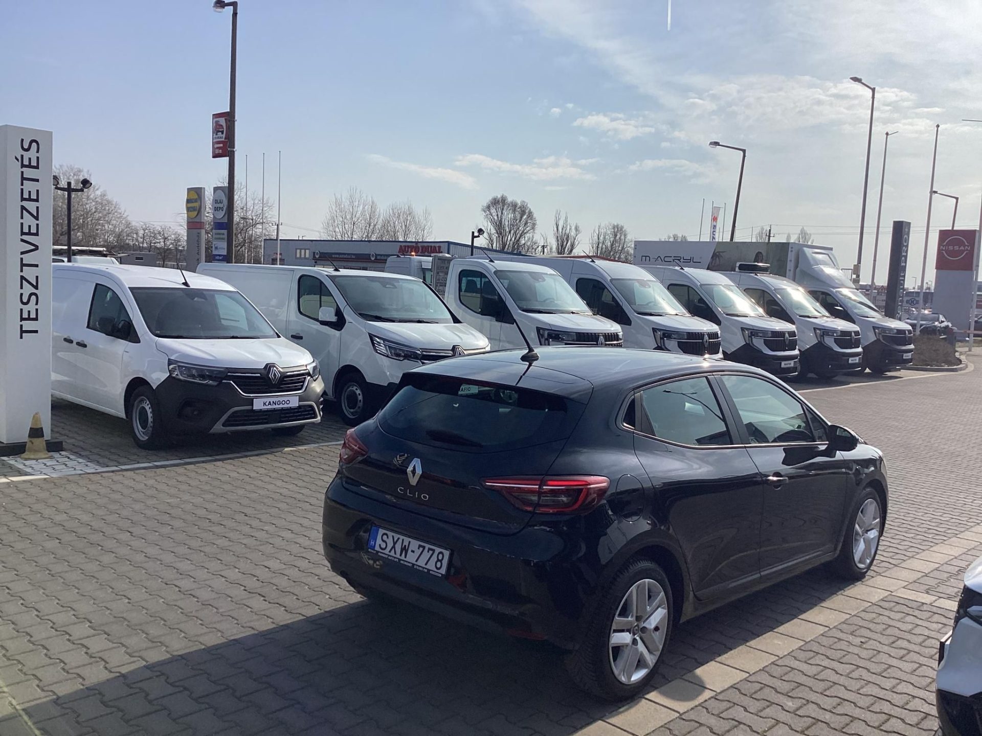 RENAULT CLIO 1.0 TCe Zen Mo.-i.78e km !