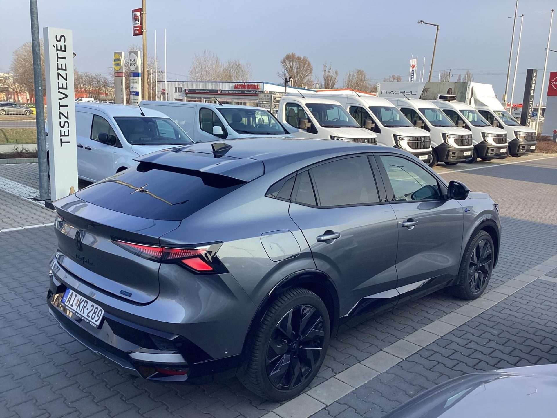 RENAULT RAFALE 1.2 E-Tech Plug-in hybrid Esprit Alpine (Automata) 4WD GYÁRI GARANCIA 2030.03. v. 100e km-ig ! ! 1.tul. !