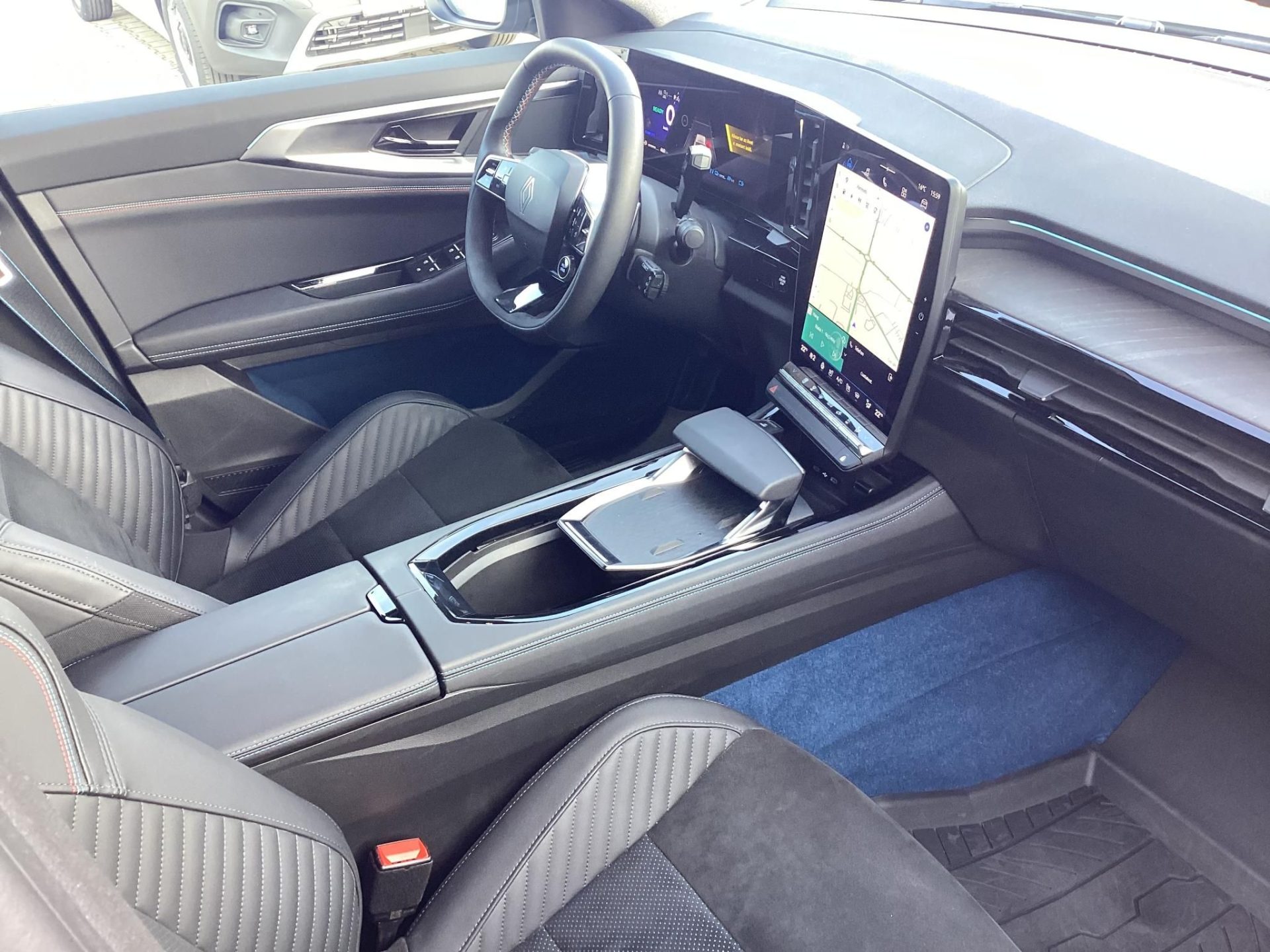 RENAULT RAFALE 1.2 E-Tech Plug-in hybrid Esprit Alpine (Automata) 4WD GYÁRI GARANCIA 2030.03. v. 100e km-ig ! ! 1.tul. !