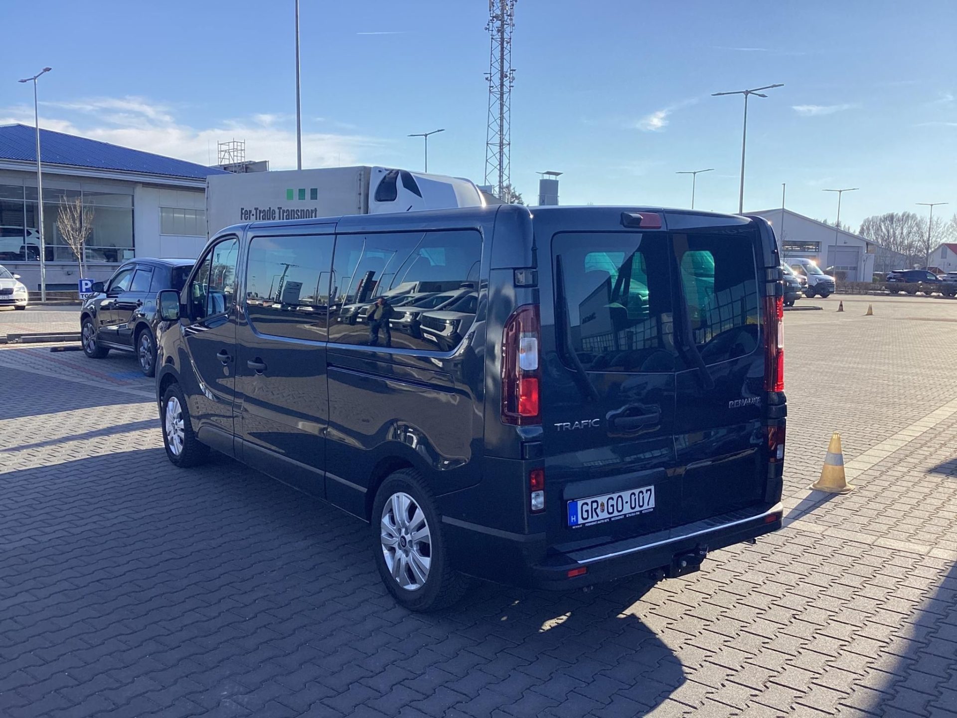 RENAULT TRAFIC 2.0 Blue dCi 150 L2H1 Equilibre (9 személyes ) Mo.-i.1.tul.DUPLA TOLÓAJTÓ/HOROG/ÁFÁS !