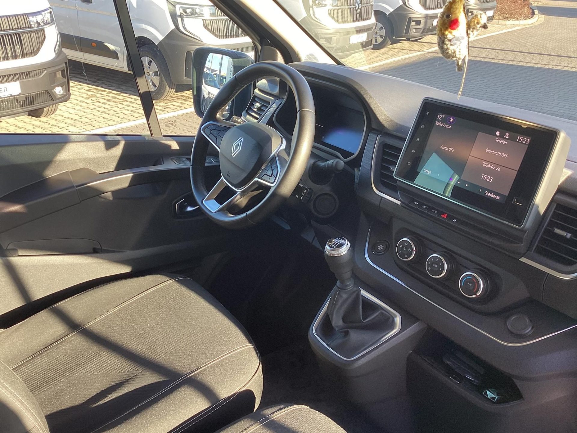 RENAULT TRAFIC 2.0 Blue dCi 150 L2H1 Equilibre (9 személyes ) Mo.-i.1.tul.DUPLA TOLÓAJTÓ/HOROG/ÁFÁS !