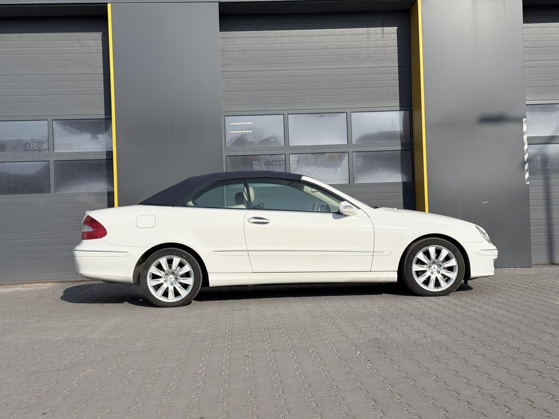 MERCEDES-BENZ CLK 350 Avantgarde (Automata) Cabrio
