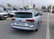 VOLKSWAGEN GOLF VIII Variant 1.5 eTSI ACT Life DSG SZERVÍZKÖNYVES !