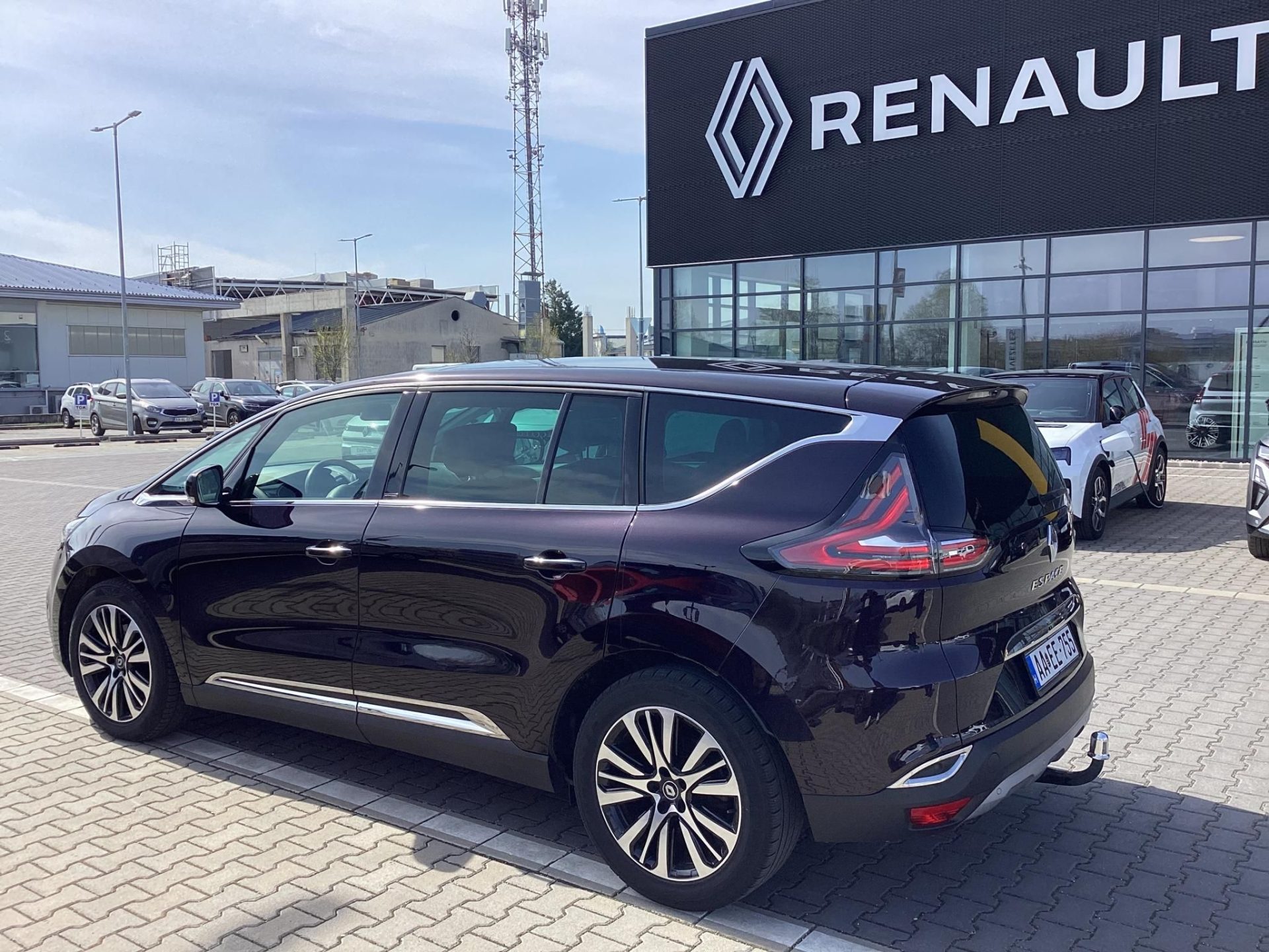 RENAULT ESPACE 1.6 dCi Initiale Paris 4Control EDC6 (7 személyes ) BOSE/LED/NAVI/4CONTROL/KAMERA/KORMÁNYFŰTÉS/MASSZÍROZÓS ÜLÉSEK ELÖL