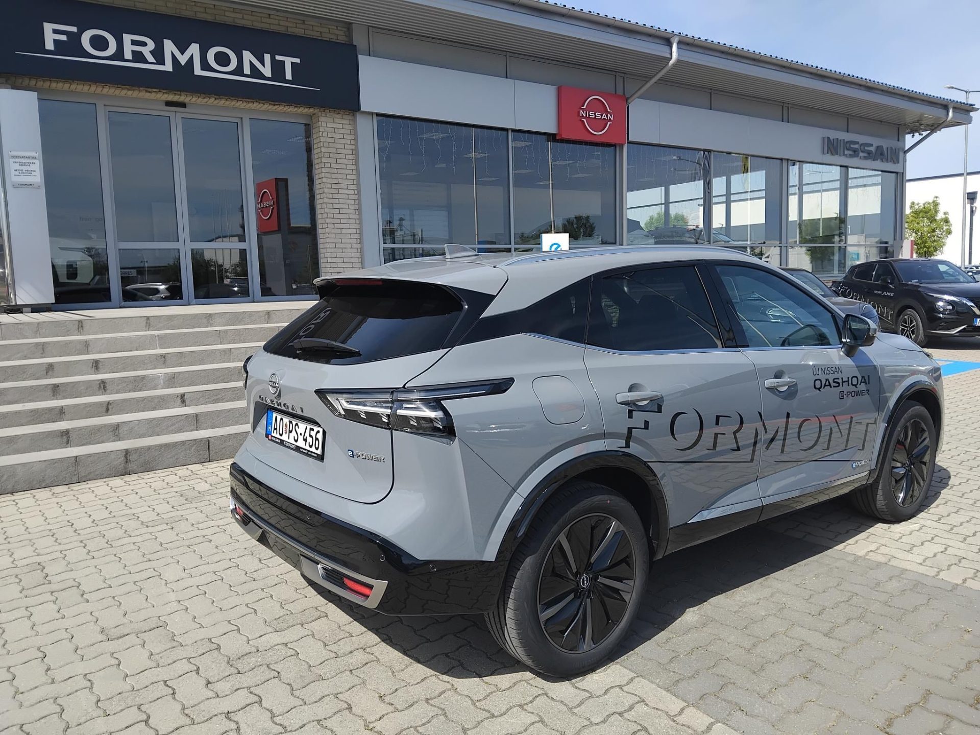 NISSAN QASHQAI 1.5 e-Power Tekna (Automata) EXTRA EGYEDI KEDVEZMÉNNYEL!!! MAGASAN FELSZERELT KÜLÖNLEGES BELSŐ TÉR!