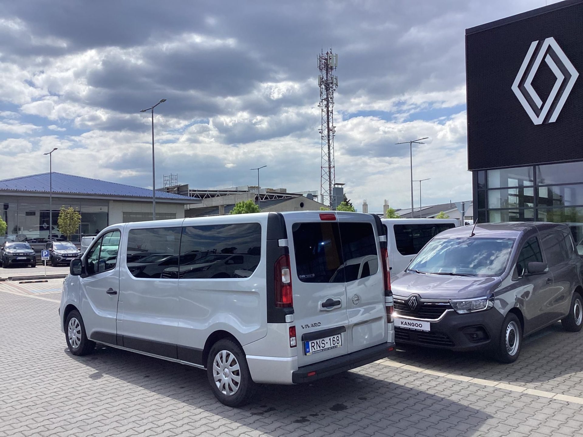 OPEL VIVARO 1.6 CDTI L2H1 2.9t Euro 6 Mo.-i.2.tul.! 182ekm !!
