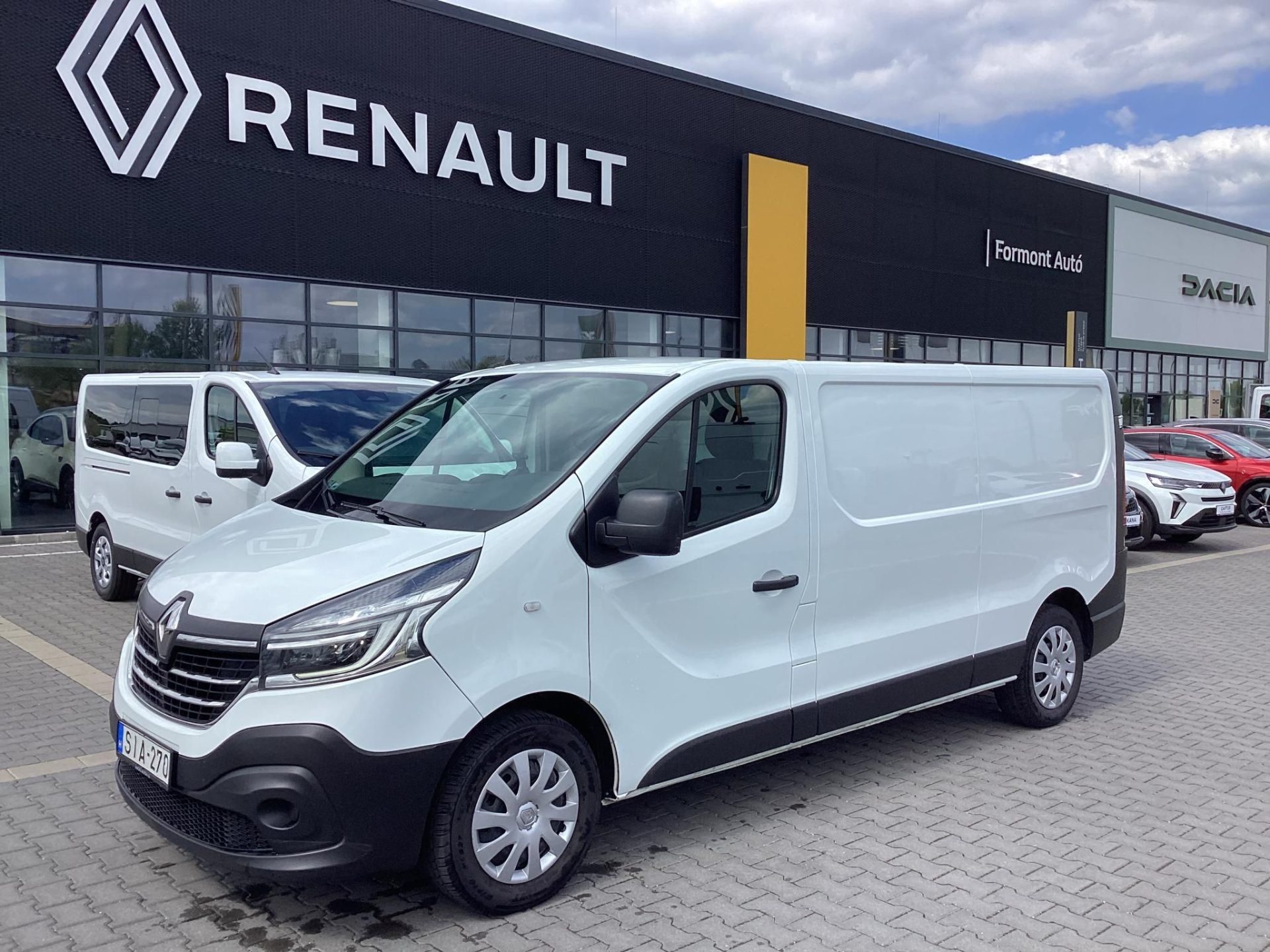 RENAULT TRAFIC 2.0 dCi 120 L2H1 2,9t Business S&S Mo.-i. LED/TOLATÓRADAR/TEMPOMAT