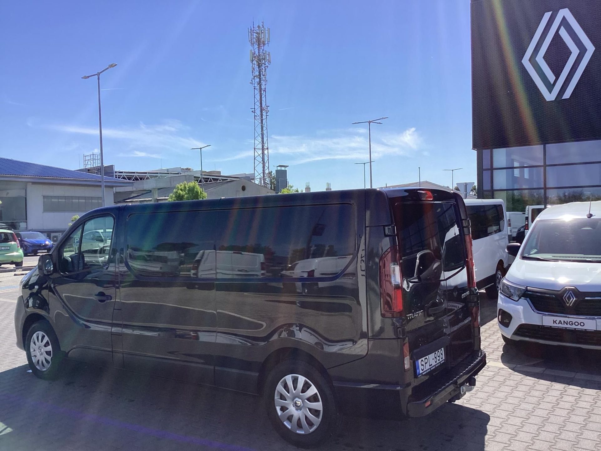 RENAULT TRAFIC 2.0 Energy dCi 170 L2H1 2,9t Pack Comfort S&S Mo.-i.1.tul.! 69e km !