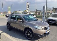 NISSAN QASHQAI Tekna 2.0 4WD Mo.-i.6 éve gy tulajdonos !