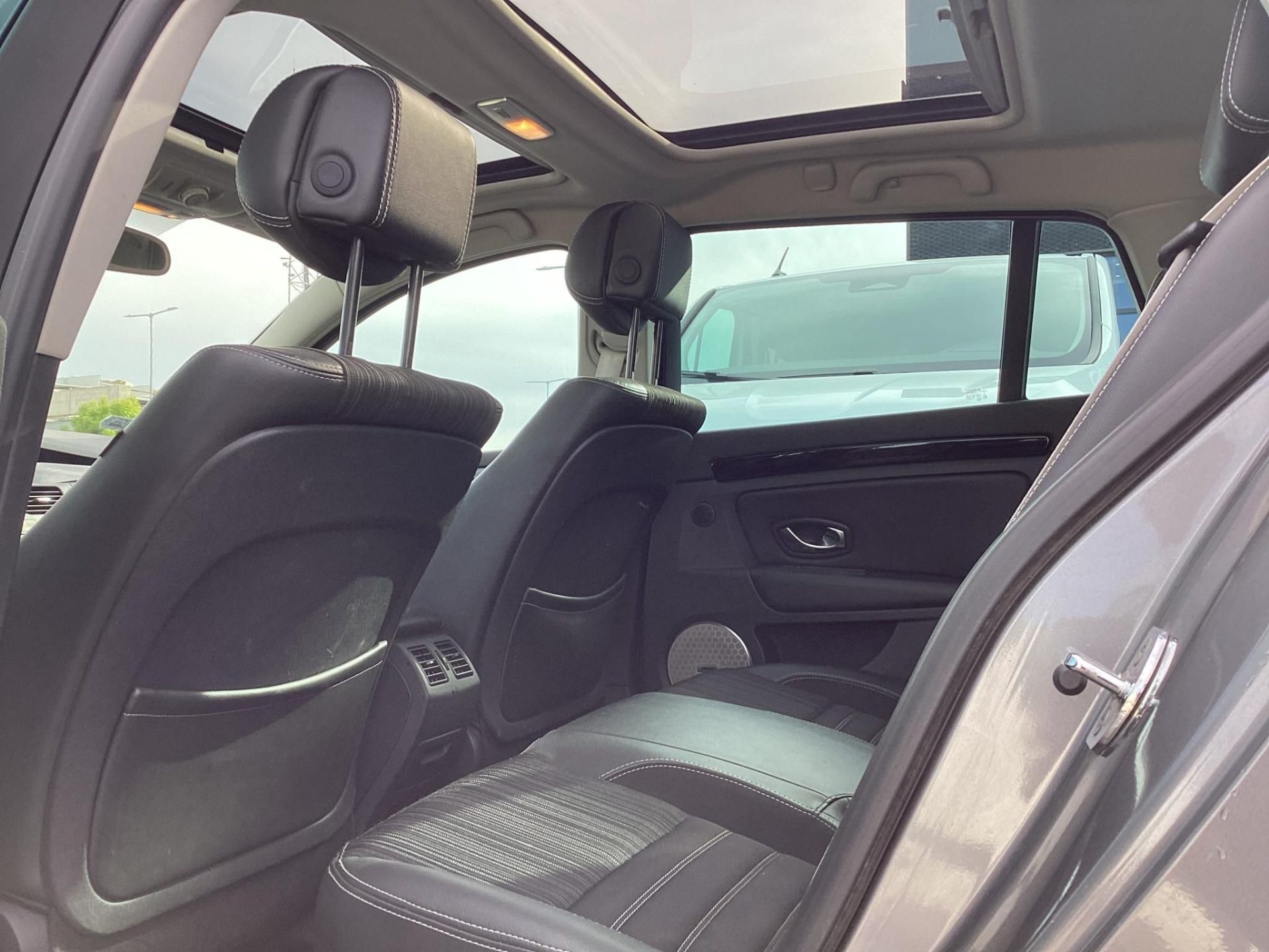 RENAULT LAGUNA Grandtour 1.5 dCi /BOSE HIFI/DUPLA EL.PANORÁMATETŐ/NAVI/KEYLESS-GO