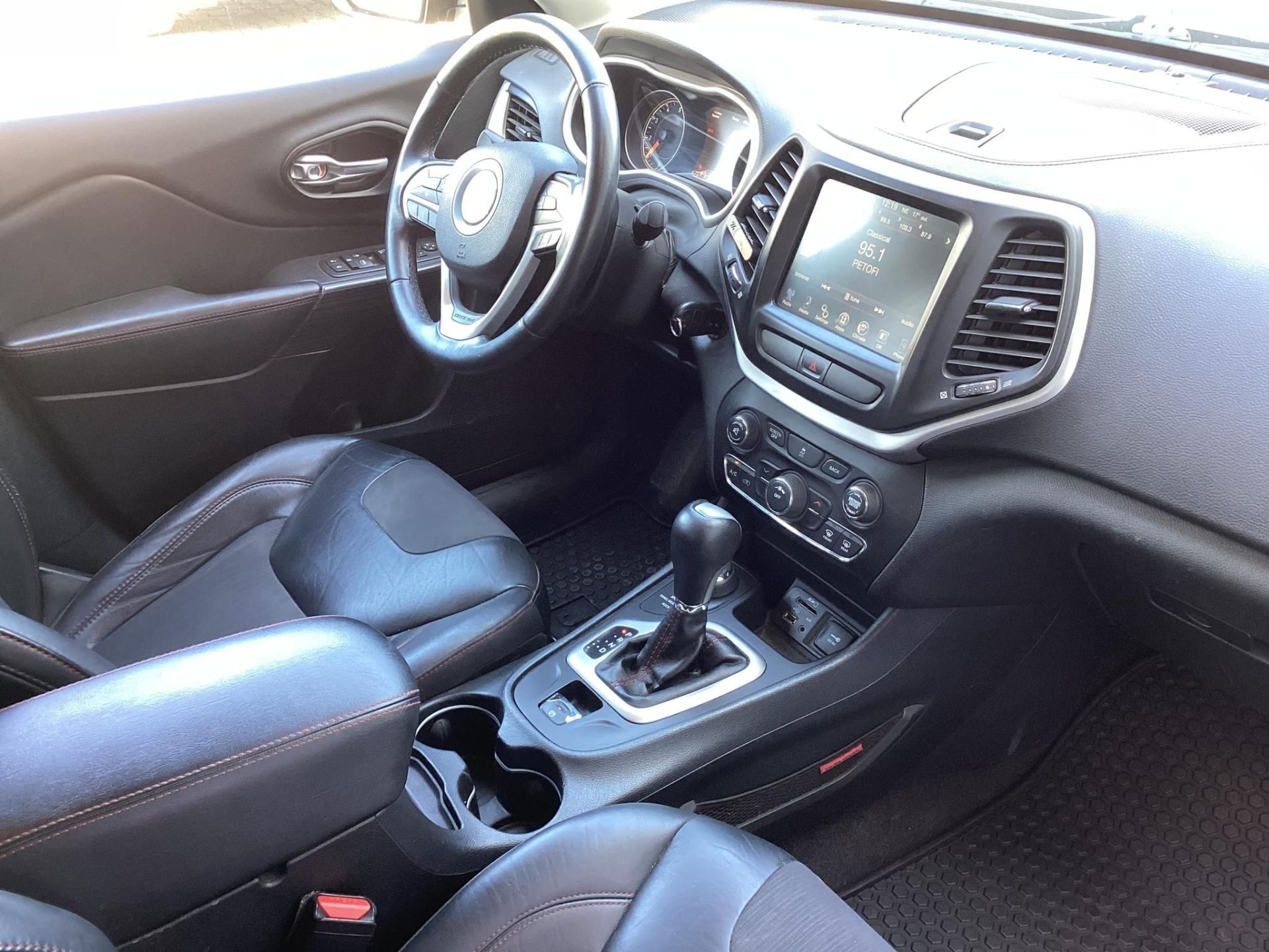 JEEP CHEROKEE 104 ekm !! 2.4B Trailhawk 4×4 Tulajdonosától közvetlenül !