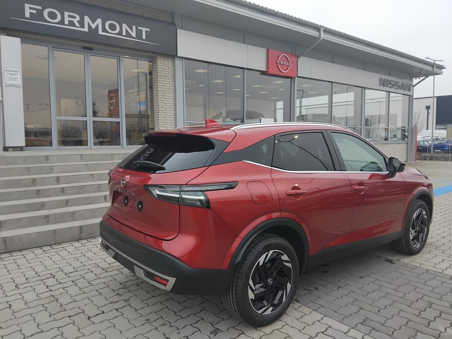 NISSAN QASHQAI 1.3 DIG-T Mild Hybrid N-Connecta X-Tronic NAGY KEDVEZMÉNY! 360 FOKOS KAMERA+NAPLEMENTE VÖRÖS!