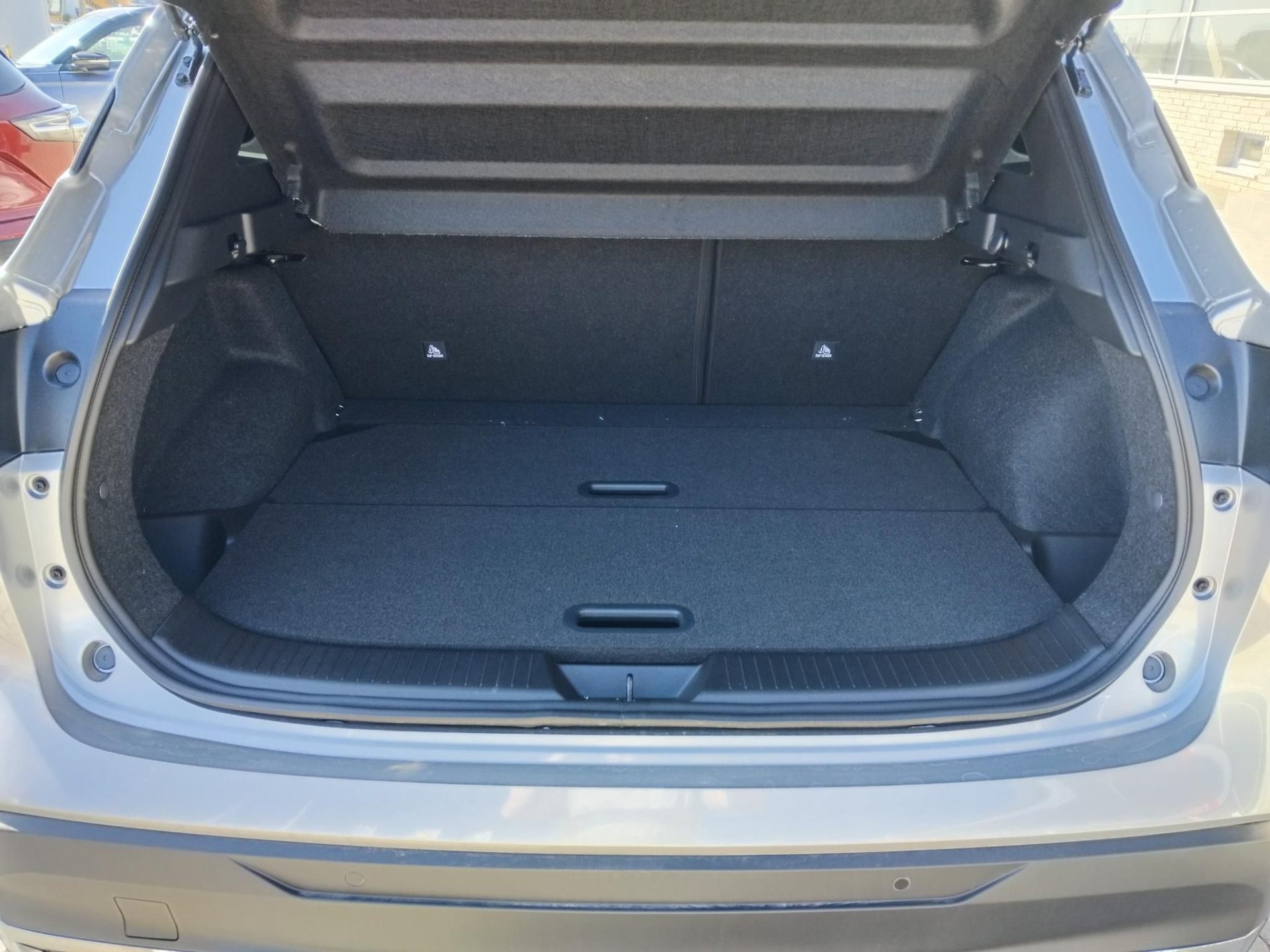 NISSAN QASHQAI 1.3 DIG-T Mild Hybrid N-Connecta X-Tronic NAGY KEDVEZMÉNNYEL! KÉSZLETRŐL+TÉLI CSOMAGGAL!