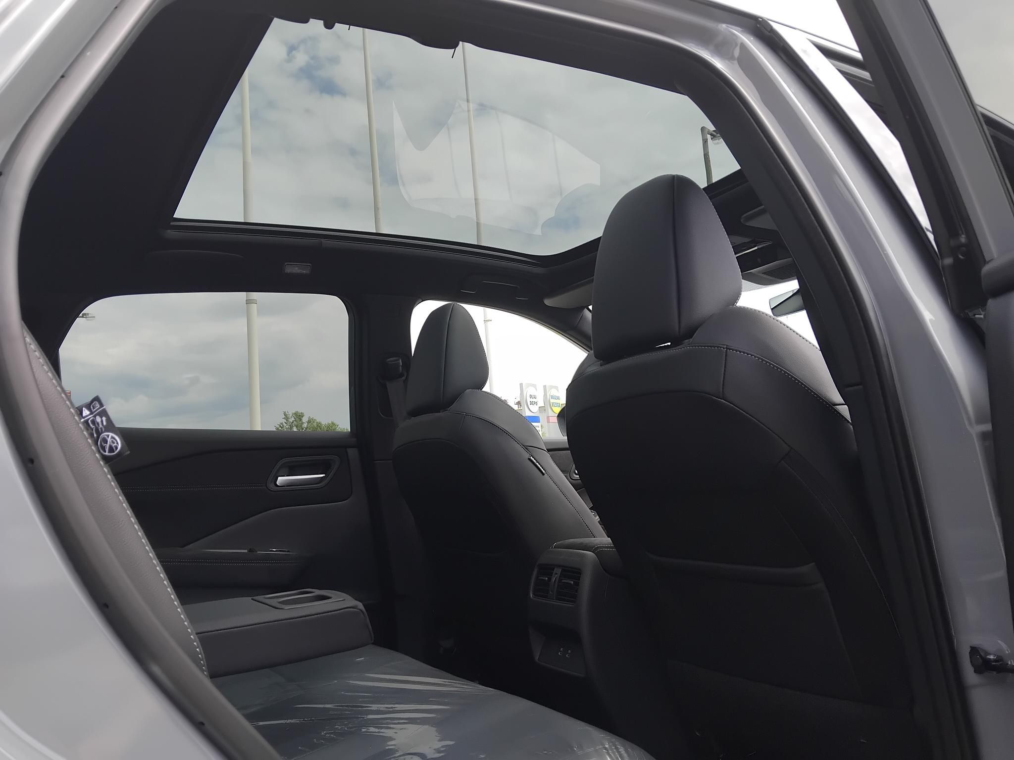 NISSAN QASHQAI 1.3 DIG-T Mild N-Design X-Tronic KÜLÖNLEGES FELSZERELTSÉG KÉSZLETRŐL !!!