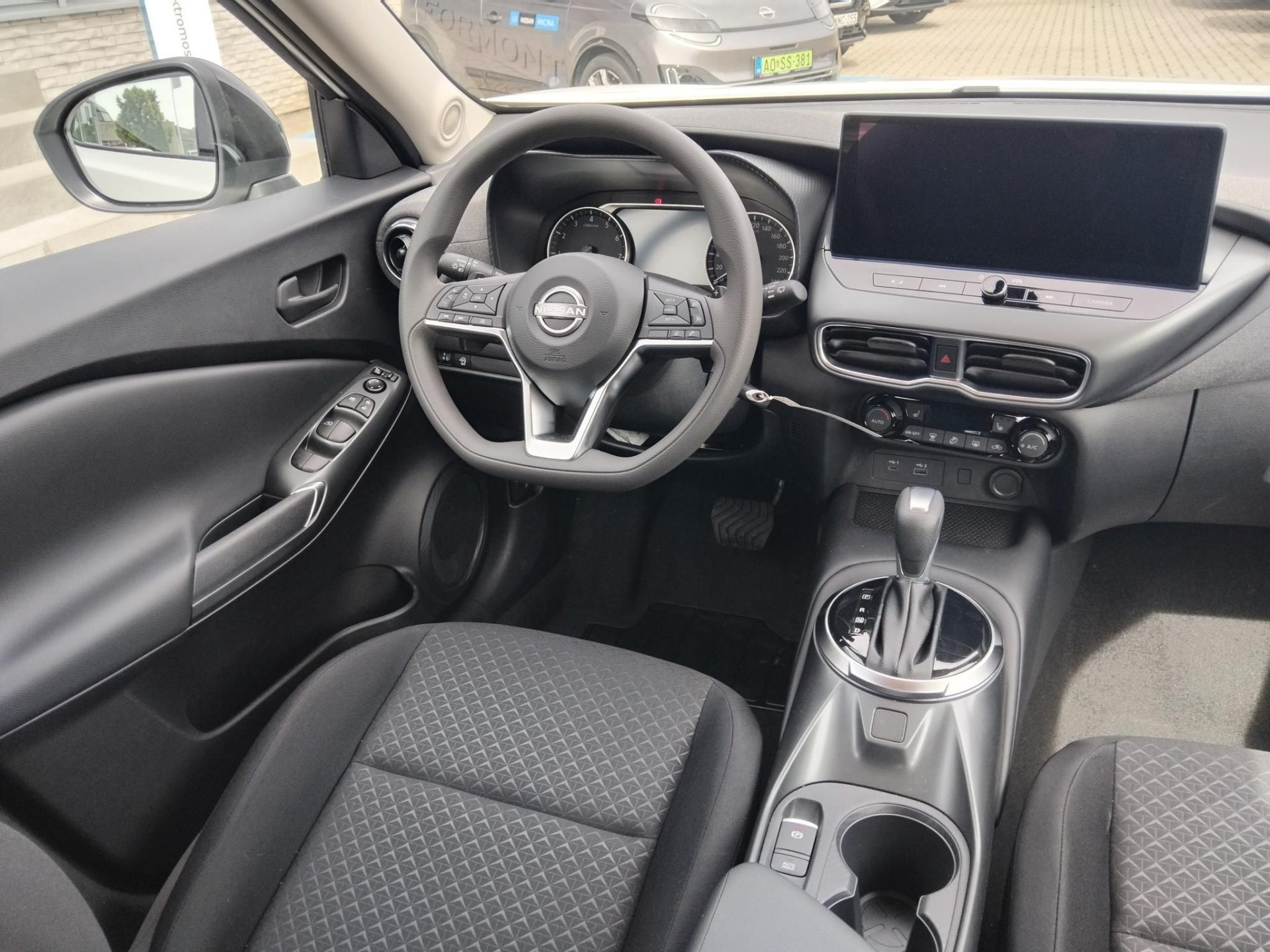 NISSAN JUKE 1.0 DIG-T Acenta DCT AUTOMATA NAGY KEDVEZMÉNNYEL!!!