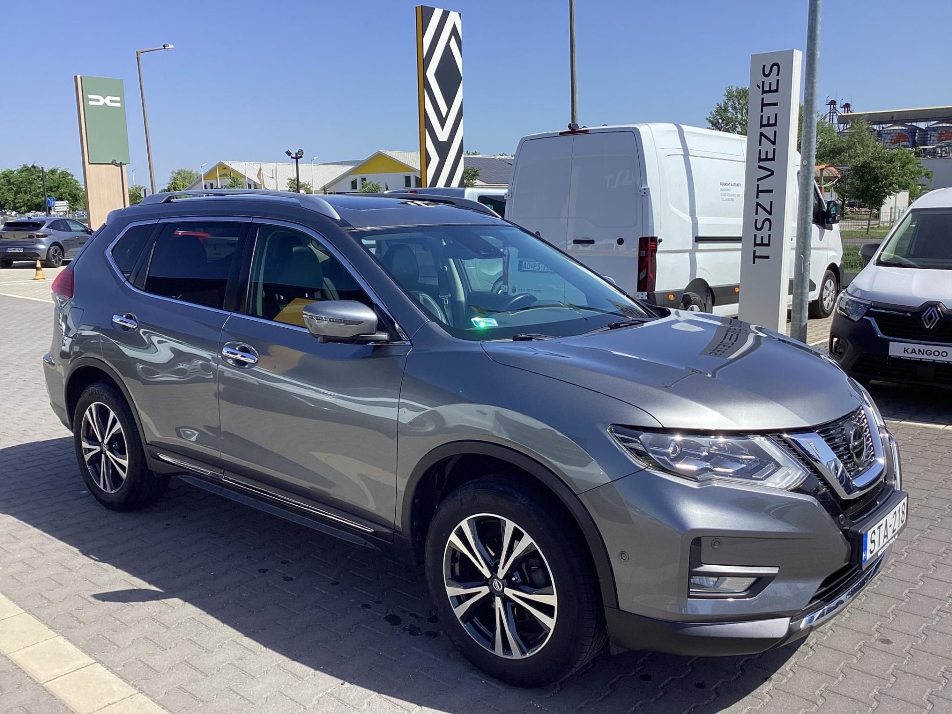 NISSAN X-TRAIL 1.3 DIG-T Tekna DCT Mo.-i.1.tul.!79e km! NAVI/360 fokos KAMERA/PANORÁMA/BOSE/BŐR/4xÜLÉSFŰTÉS/KEYLESS