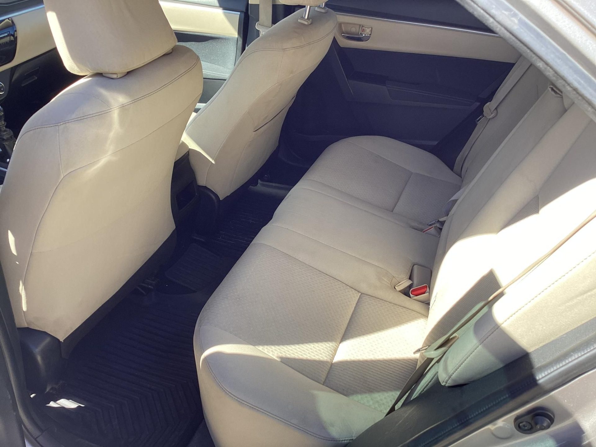 TOYOTA COROLLA Sedan 1.6 Active Comfort