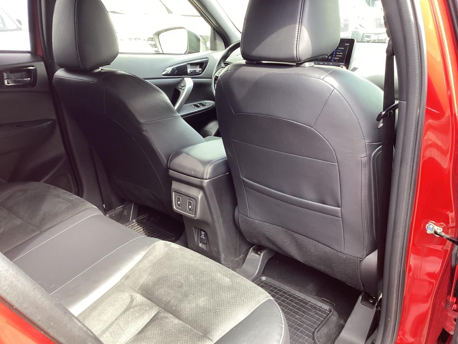MITSUBISHI ECLIPSE CROSS 2.4 PHEV Instyle Navi 4WD CVT LED/TÁVTARTÓ TEMPOMAT/NAVI/360 KAMERA/HOROG/4xÜLÉS-KORMÁNYFŰTÉS/KEYLESS GO/230V