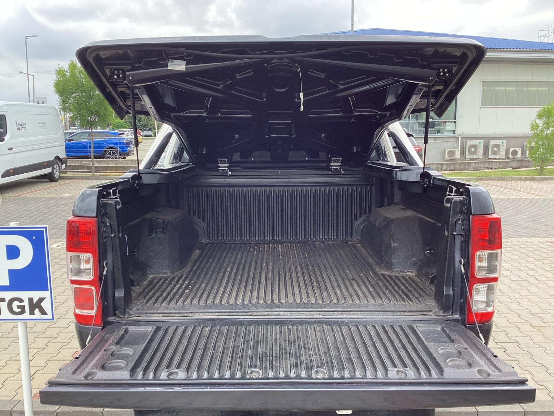 FORD RANGER 2.2 TDCi 4×4 XLT Mo.-i.2.tul. ! NEM AD-BLUE-s ! PLATÓFEDÉL !