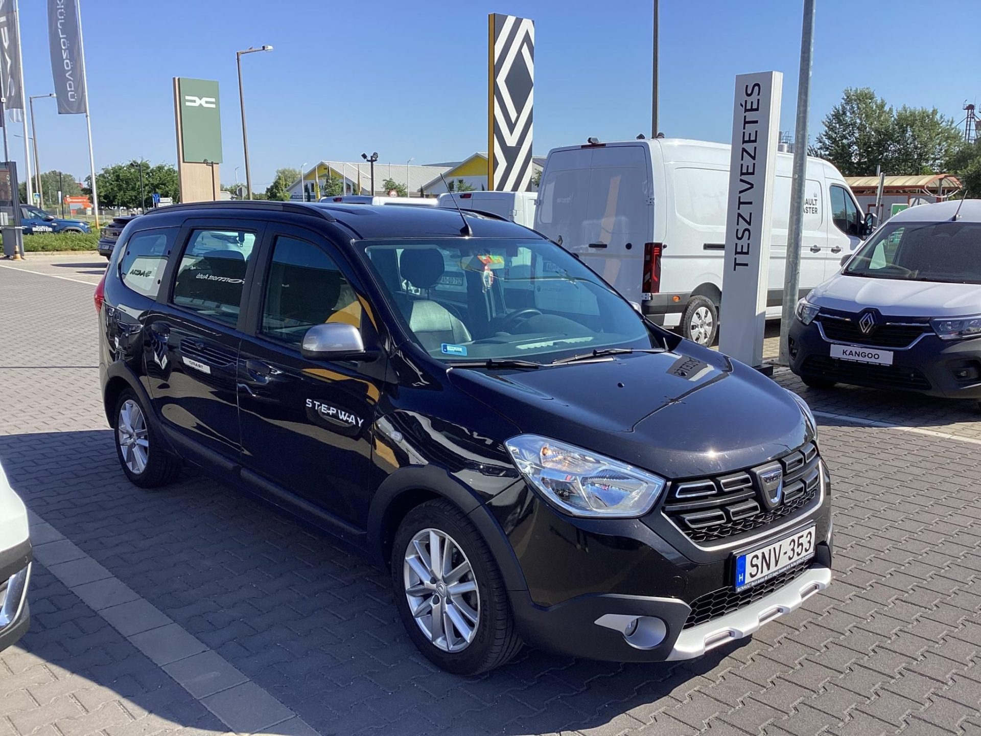 DACIA LODGY 1.5 Blue dCi Stepway (7 személyes ) Mo.-i.1.tul. !