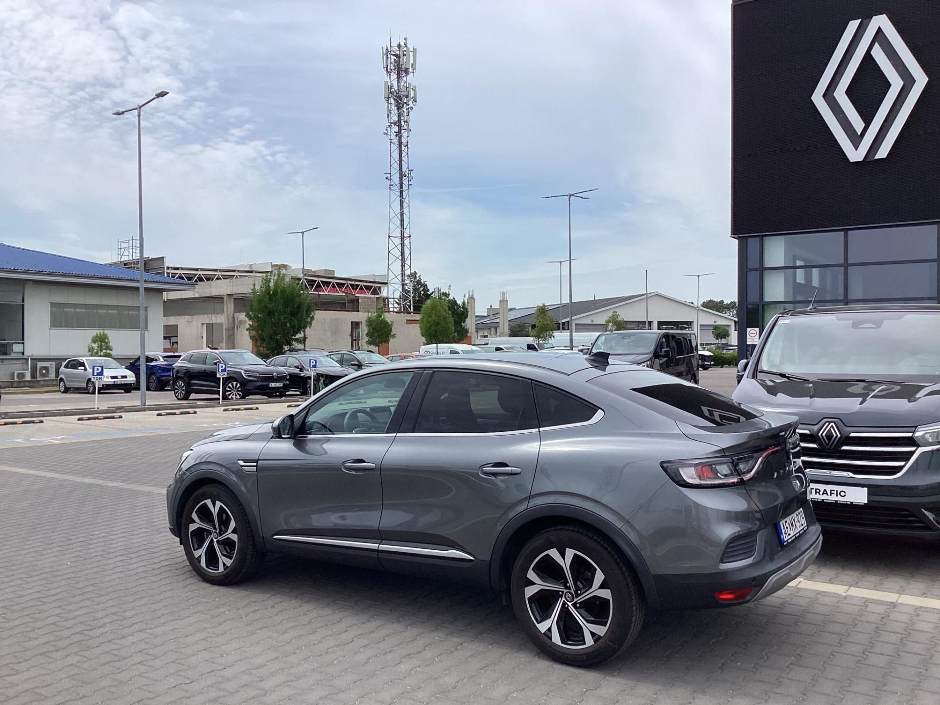 RENAULT ARKANA 1.3 TCe mild Hybrid Techno EDC Mo.-i.1.tul. GYÁRI GARANCIA 2029.04.v.100e km-ig !