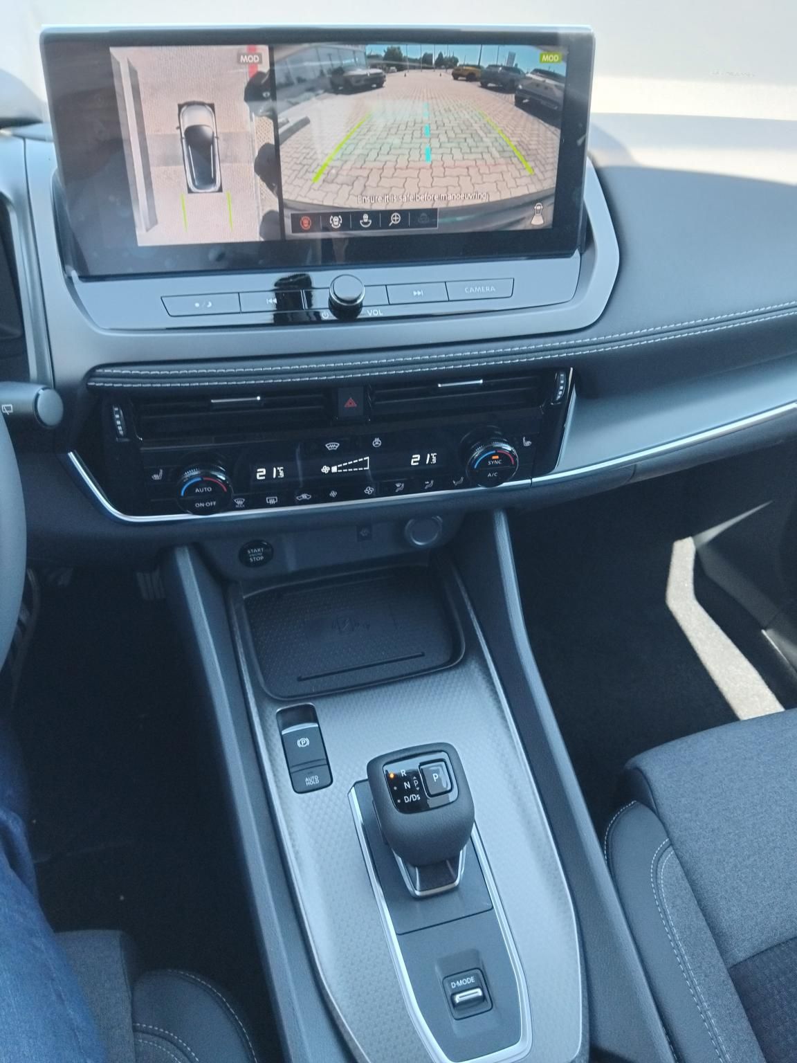 NISSAN QASHQAI 1.3 DIG-T Mild Hybrid N-Connecta X-Tronic NAGY KEDVEZMÉNY! PANORÁMA TETŐ+MÉLYÓCEÁN&FEKETE FÉNYEZÉS!!!!!