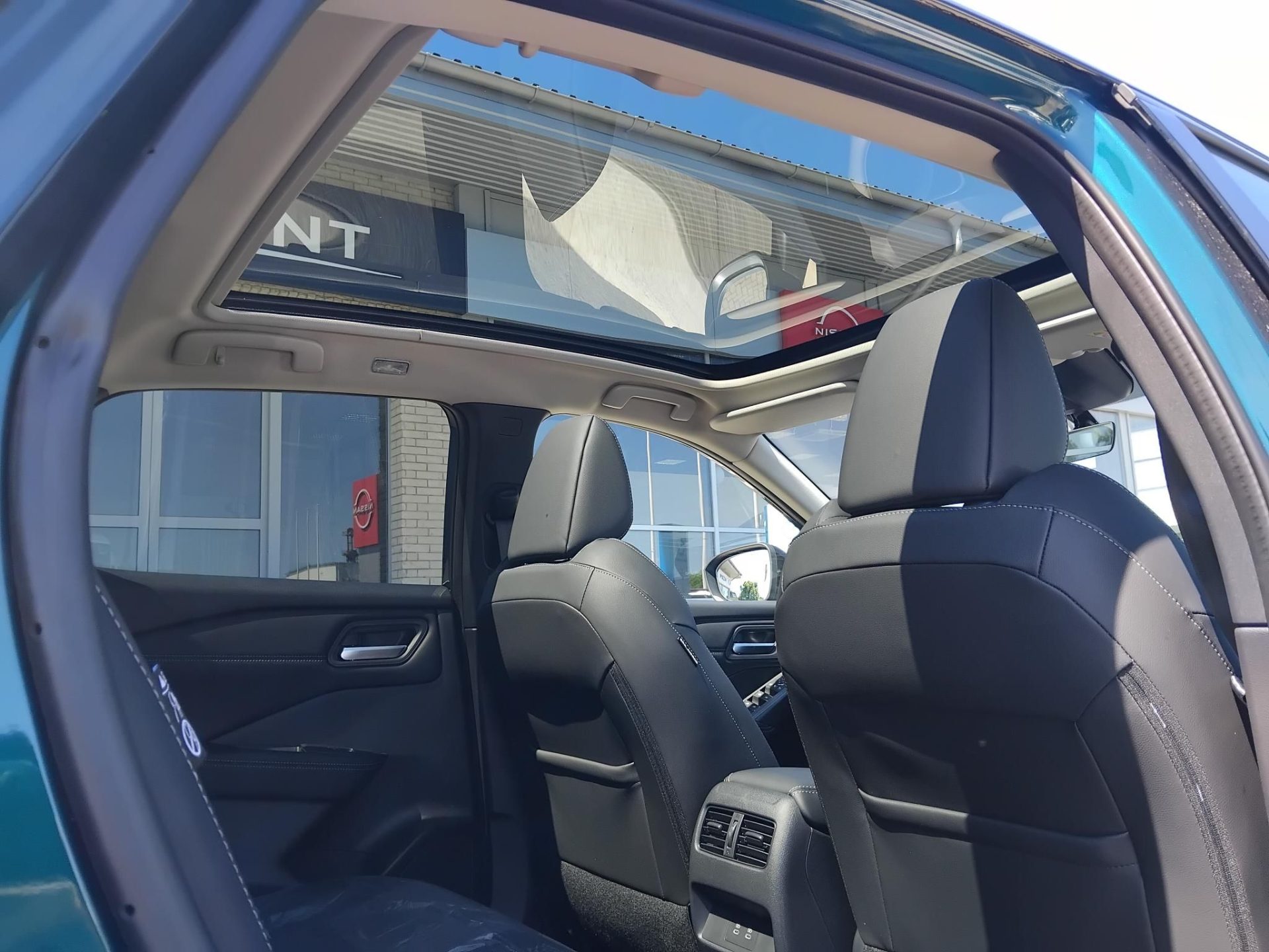 NISSAN QASHQAI 1.3 DIG-T Mild Hybrid N-Connecta X-Tronic NAGY KEDVEZMÉNY! PANORÁMA TETŐ+MÉLYÓCEÁN&FEKETE FÉNYEZÉS!!!!!