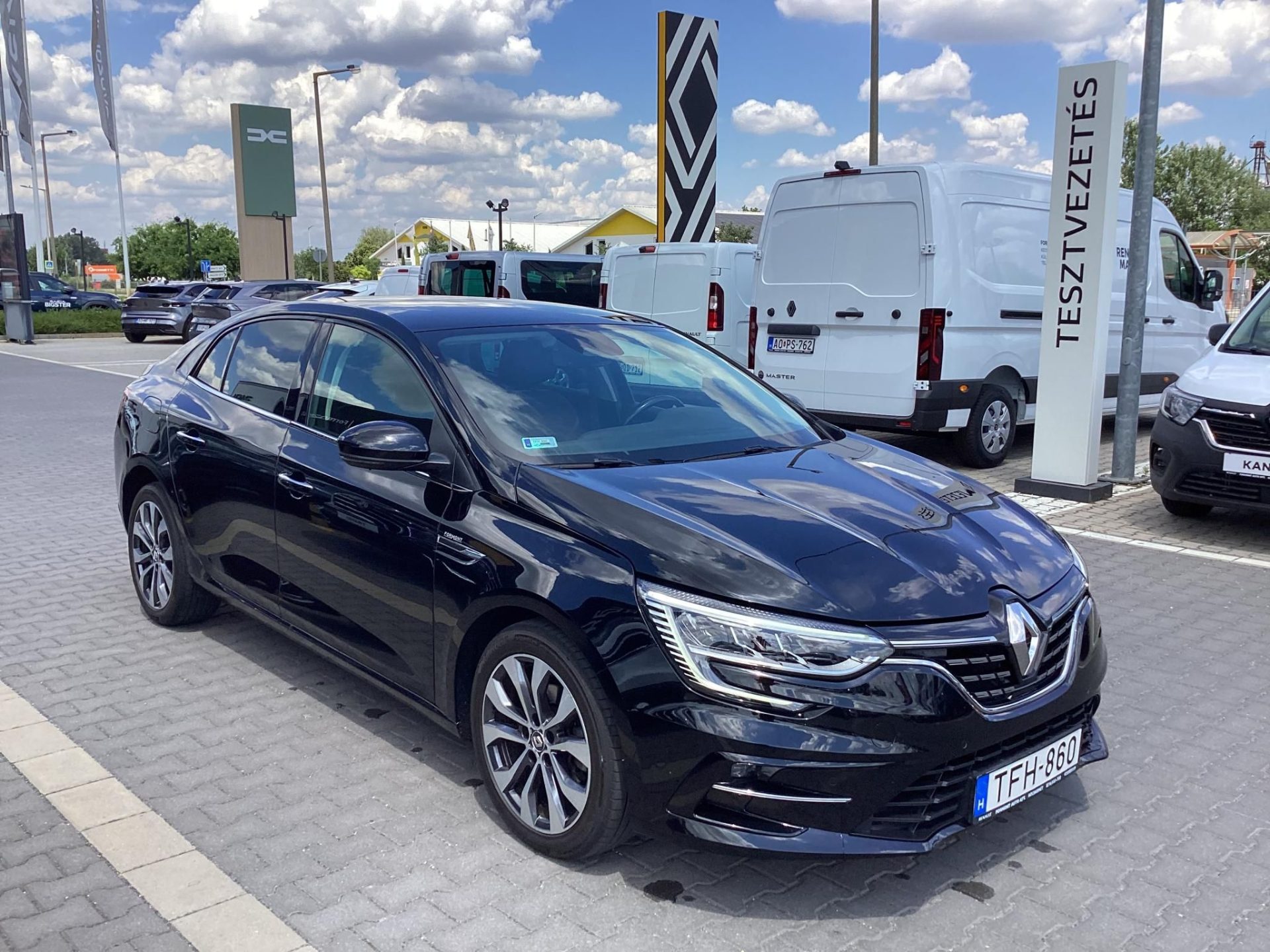 RENAULT MEGANE GrandCoupé 1.5 Blue dCi Limited Plus LED/NAVI/KEYLESS-GO/ÜLÉS-KORMÁNYFŰTÉS/