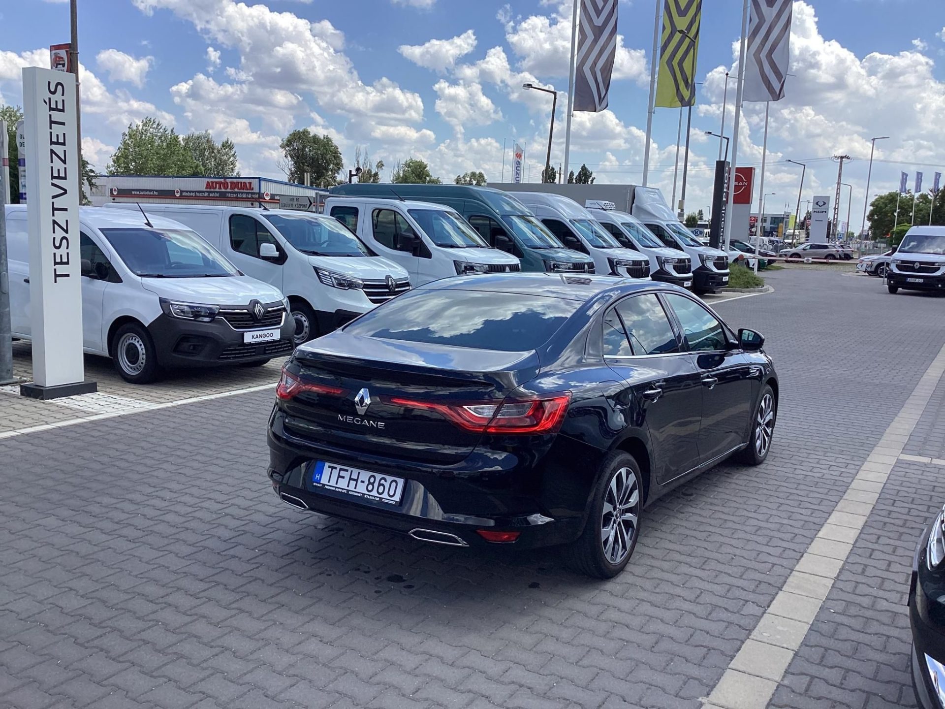 RENAULT MEGANE GrandCoupé 1.5 Blue dCi Limited Plus LED/NAVI/KEYLESS-GO/ÜLÉS-KORMÁNYFŰTÉS/