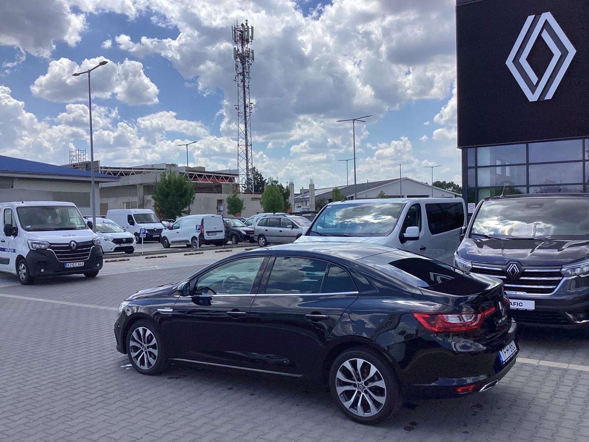 RENAULT MEGANE GrandCoupé 1.5 Blue dCi Limited Plus LED/NAVI/KEYLESS-GO/ÜLÉS-KORMÁNYFŰTÉS/