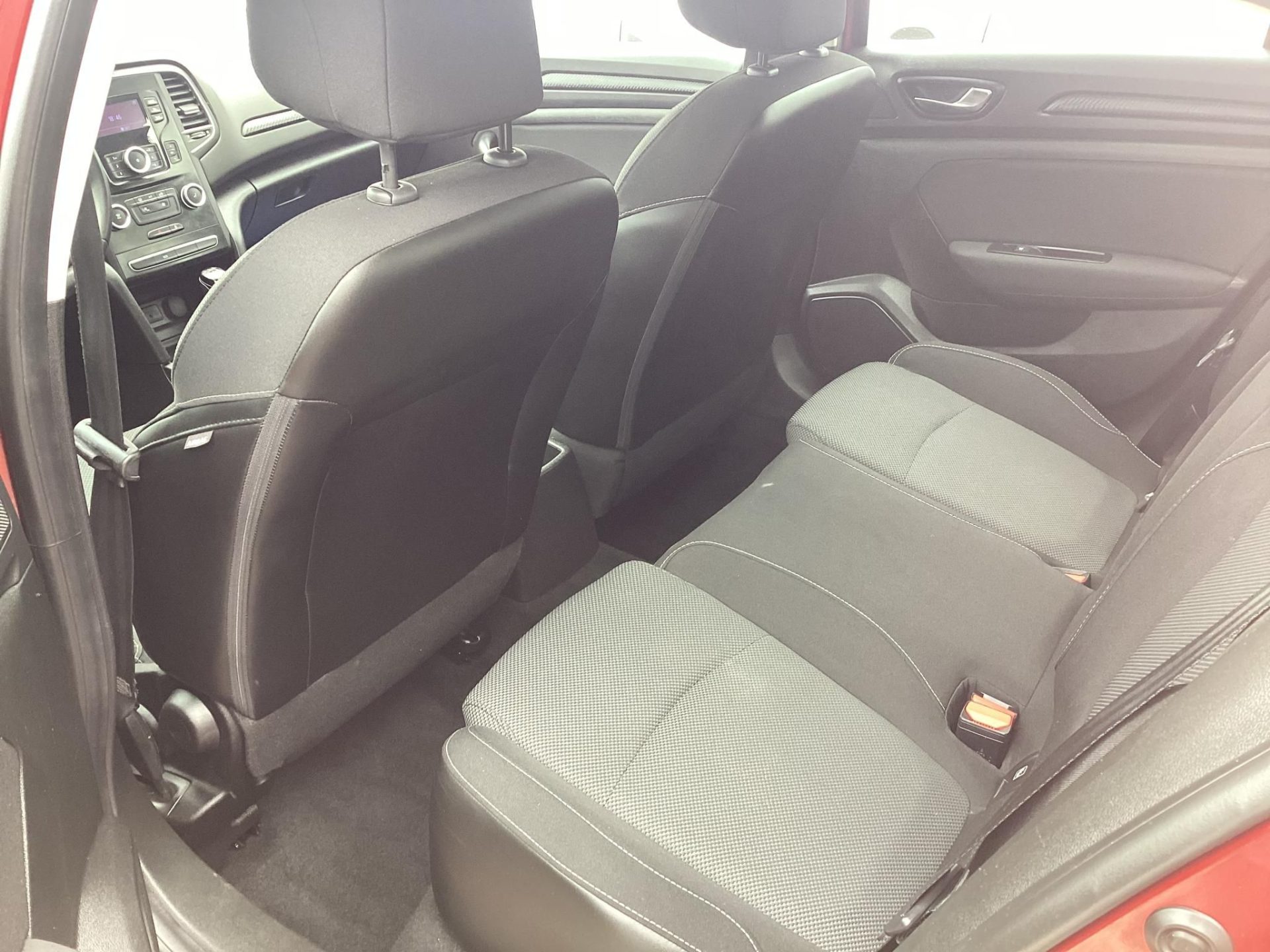 RENAULT MEGANE GrandCoupé 1.6 SCe Life Mo.-i.1.tul.89ekm !
