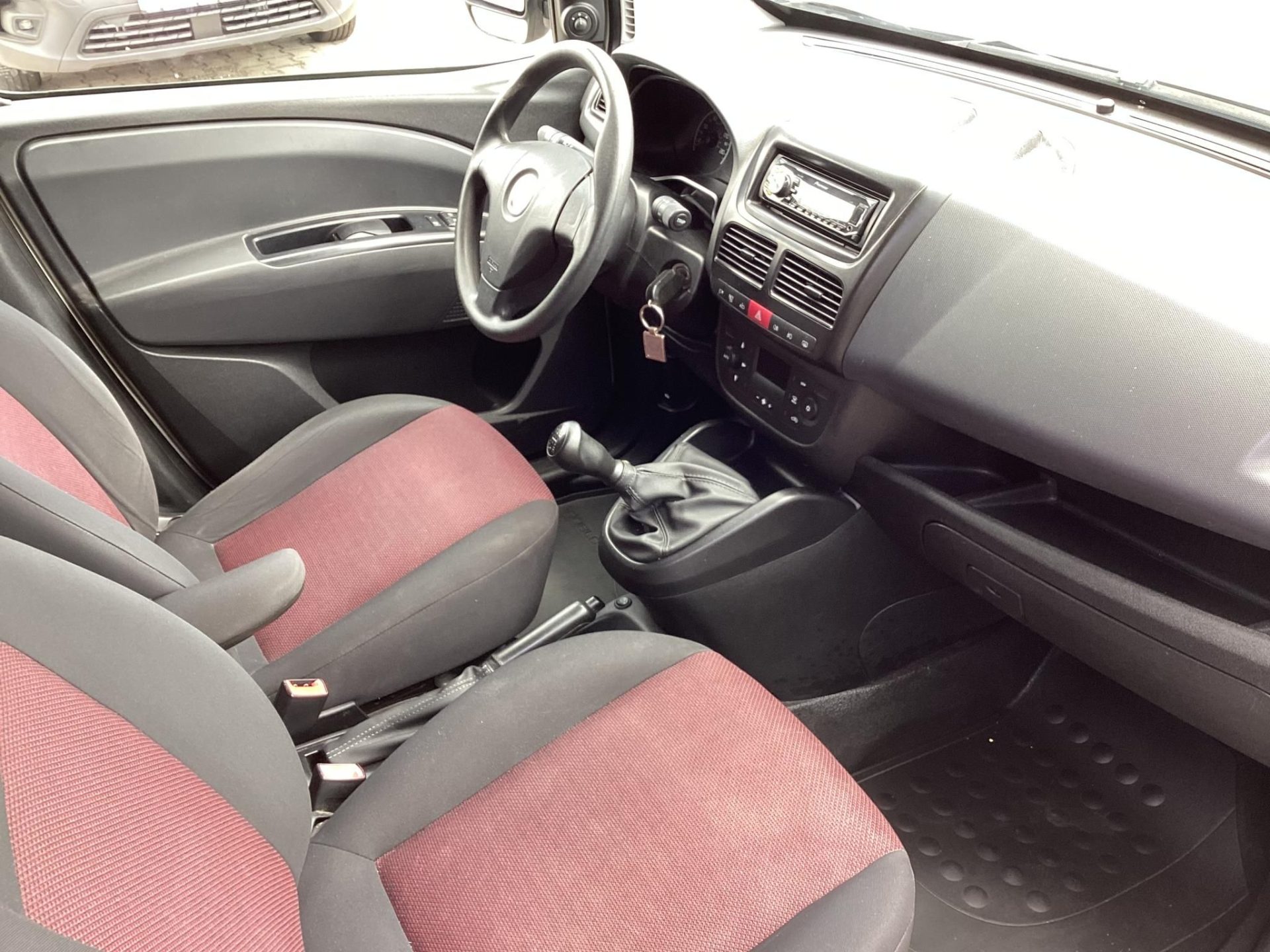 FIAT DOBLO Dobló Cargo 1.3 Mjet Mo.-i.128ekm ! VÉGIG SZERVÍZKÖNYVES ! NEM AD-BLUE-s !