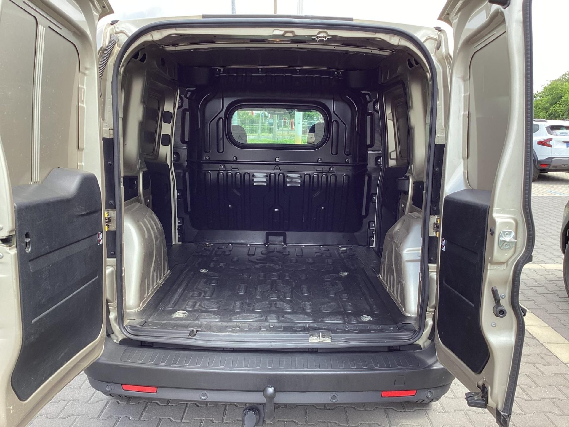 FIAT DOBLO Dobló Cargo 1.3 Mjet Mo.-i.128ekm ! VÉGIG SZERVÍZKÖNYVES ! NEM AD-BLUE-s !