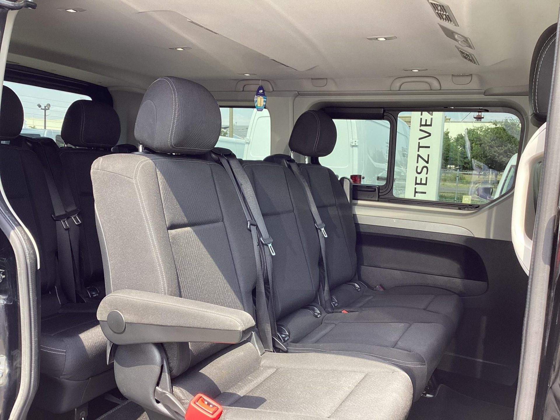 RENAULT TRAFIC 2.0 Blue dCi 170 L1H1 SpaceClass (Automata) (8 személyes ) Mo.-i.94e km! NAVI/KEYLESS-GO/HOROG/ADAPTÍV TEMPOMAT/LED