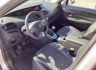RENAULT SCENIC Scénic 1.9 dCi Dynamique BOSE HIFI/DUPLA EL.PANORÁMATETŐ/HOROG/NAVI/RADAR/ÜLÉSFŰTÉS/KEYLESS-GO