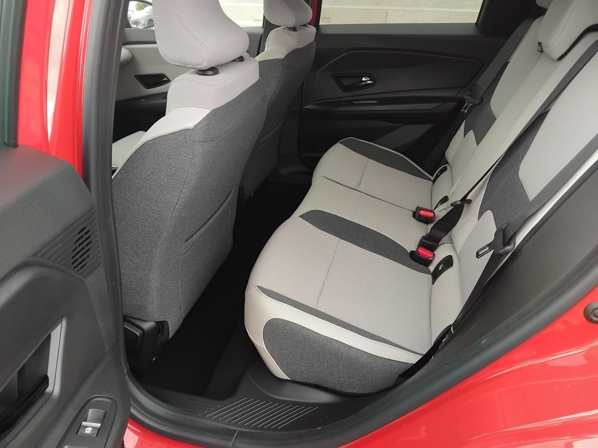 NISSAN MICRA 52 kWh Advance KÉSZLETRŐL NAGY KEDVEZMÉNNYEL!!!