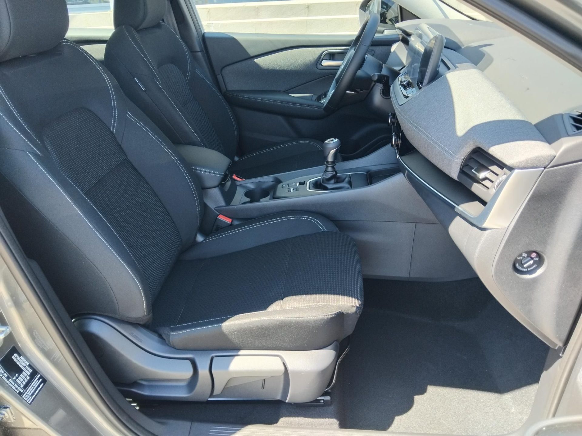 NISSAN QASHQAI 1.3 DIG-T Mild Hybrid Acenta NAGY KEDVEZMÉNNYEL!!! MANUÁLIS VÁLTÓVAL!